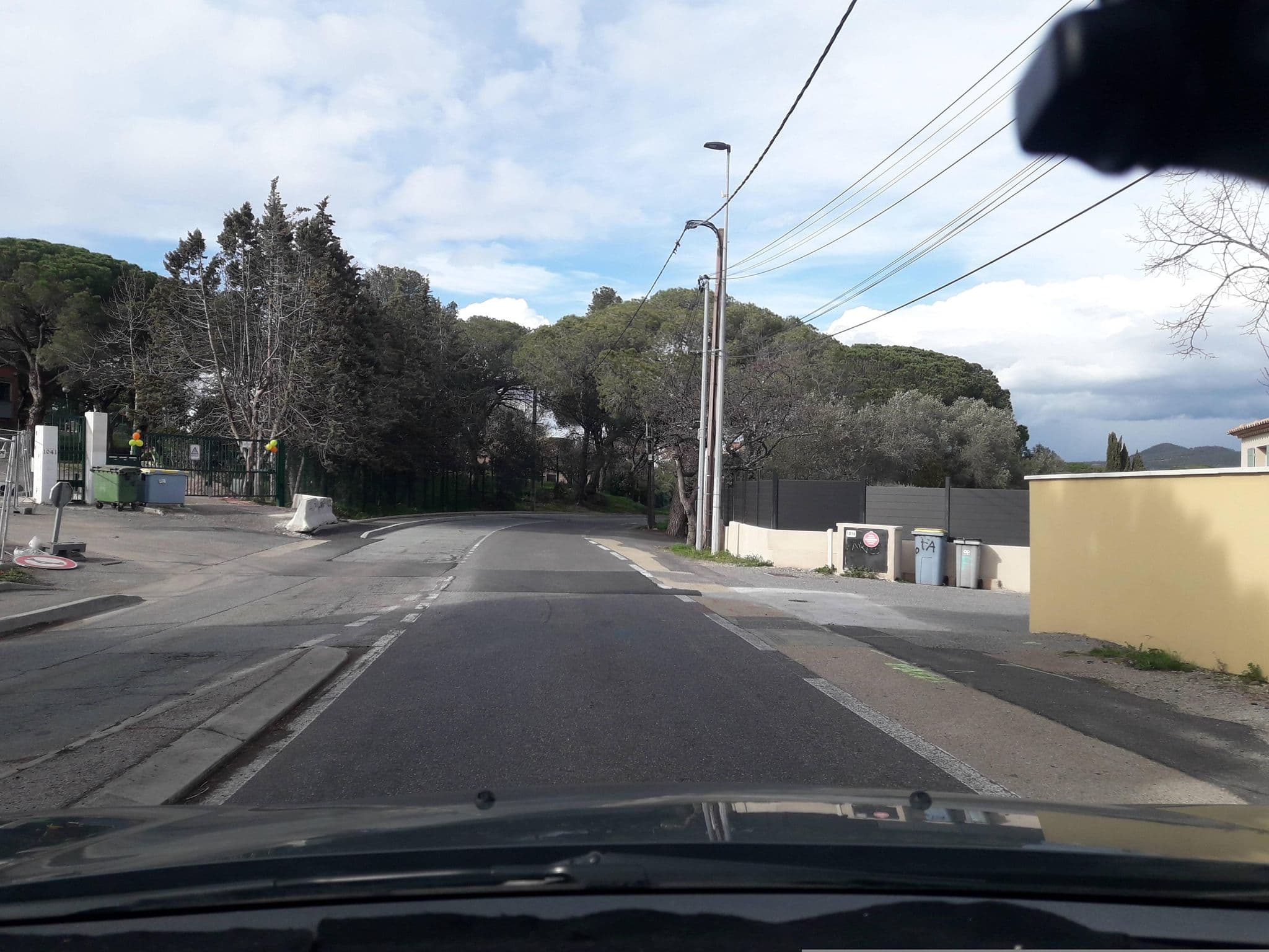 Street view near Le Kangourou, Fréjus — © eric_s (CC BY-SA · Mapillary)