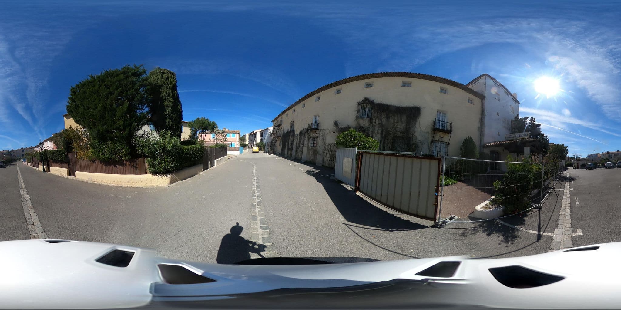 Street view near Hotel Giraglia, Saint-Tropez — © sogefi (CC BY-SA · Mapillary)