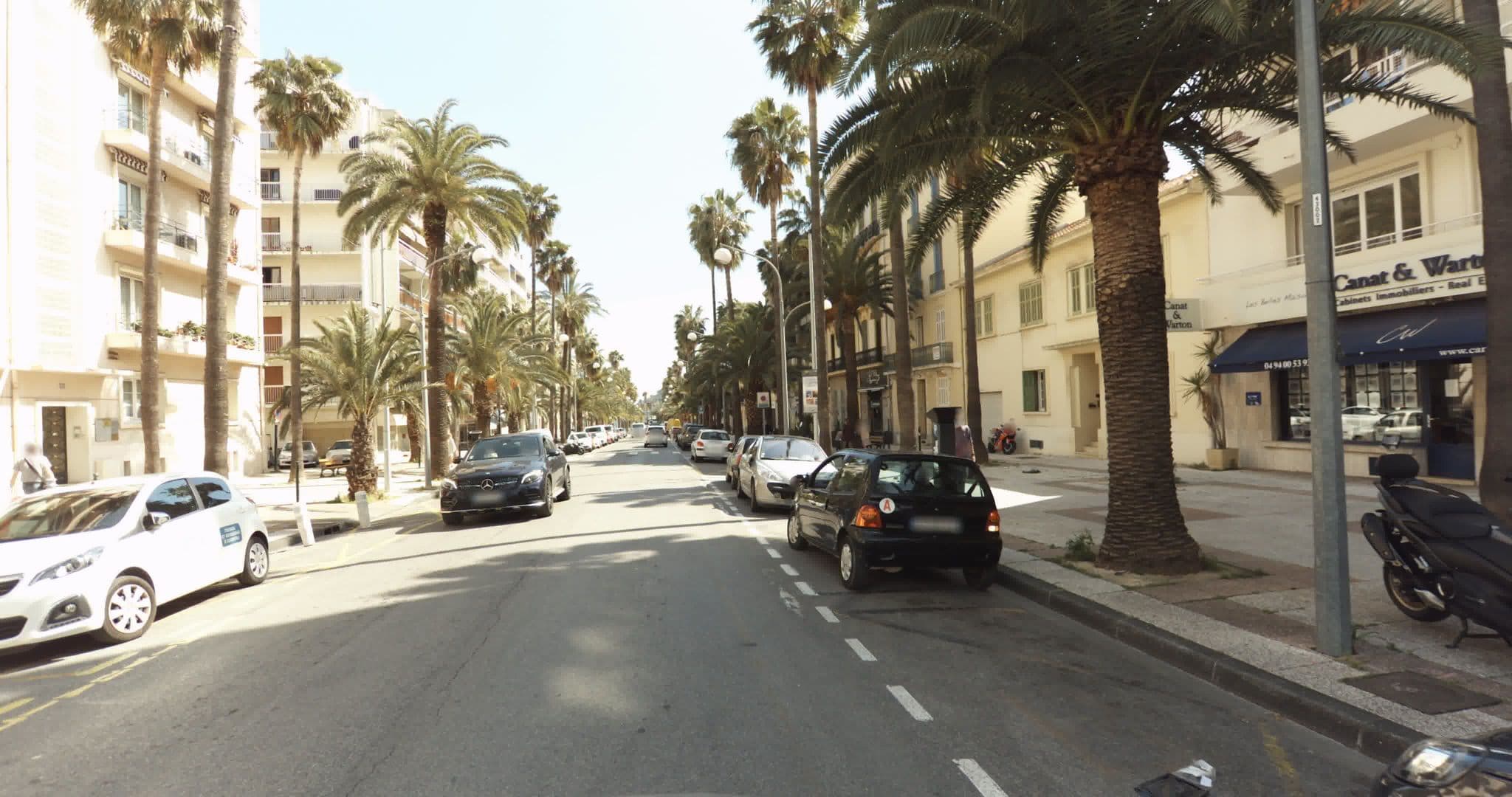 Street view near Selectour - Blachère Evasion, Hyères — © sogefi (CC BY-SA · Mapillary)