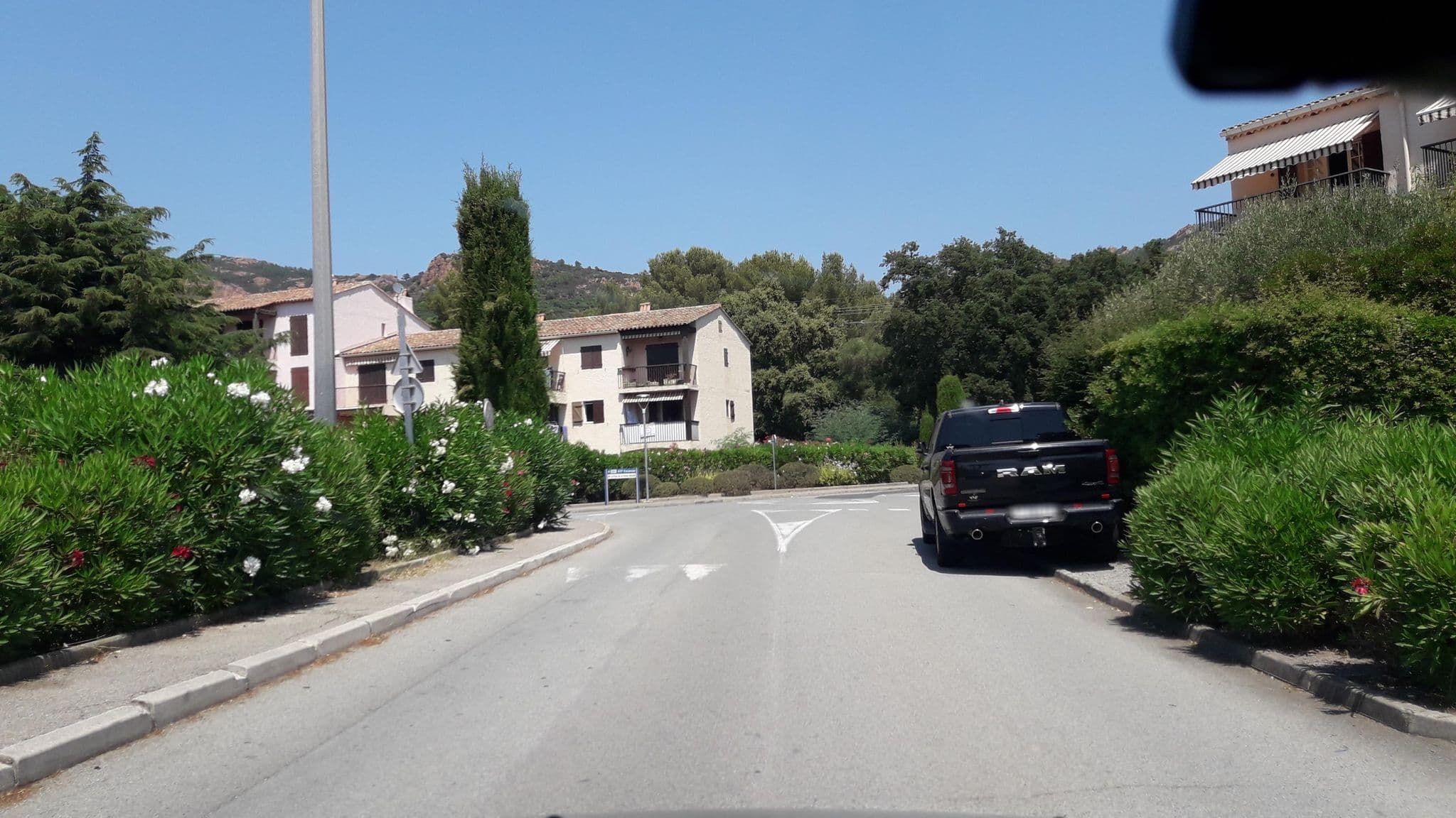 Street view near Center Parcs Resorts France, Saint-Raphaël — © eric_s (CC BY-SA · Mapillary)