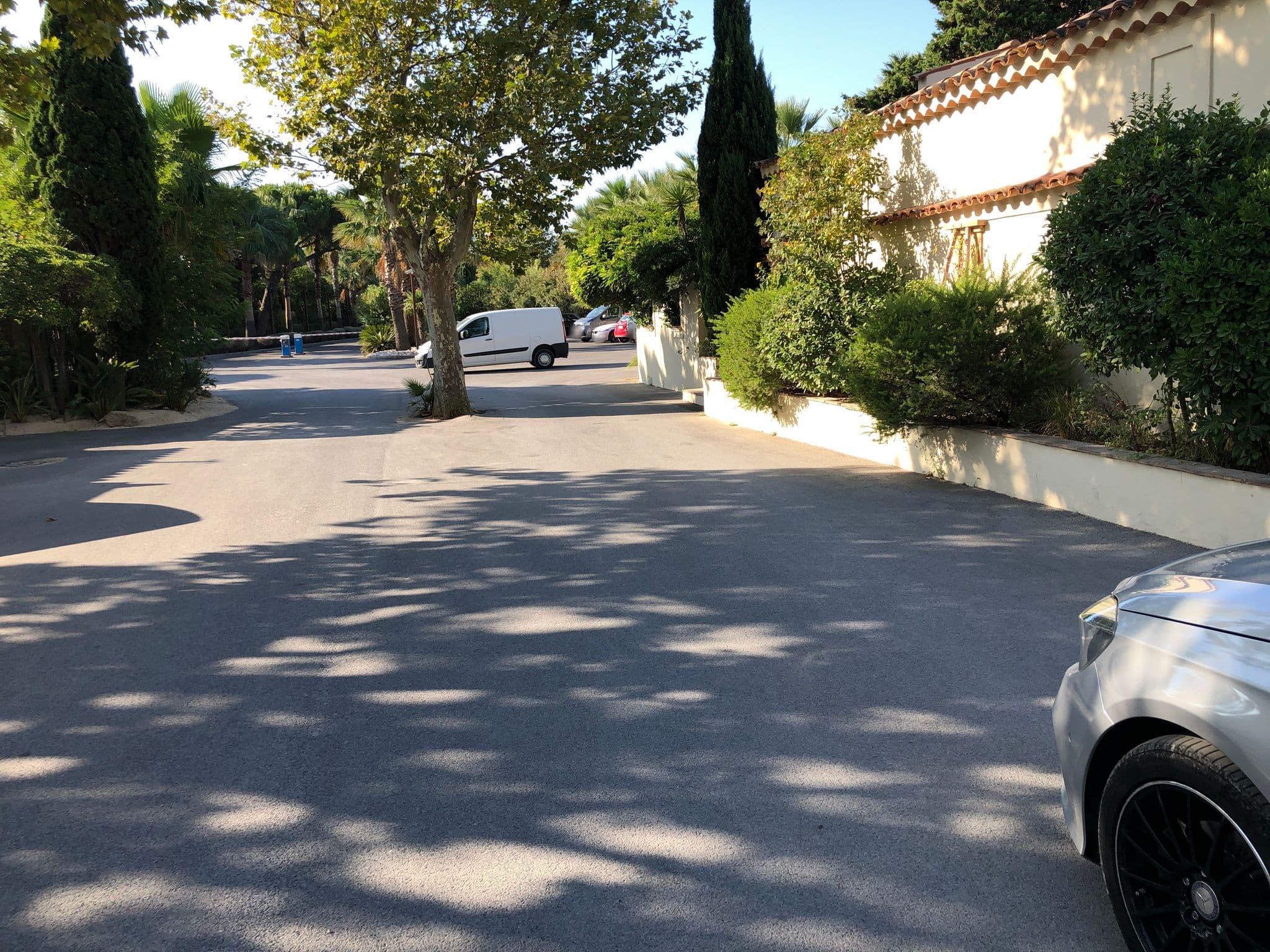 Street view near Best Holiday Port Grimaud, Saint-Tropez — © dsteinkopf (CC BY-SA · Mapillary)
