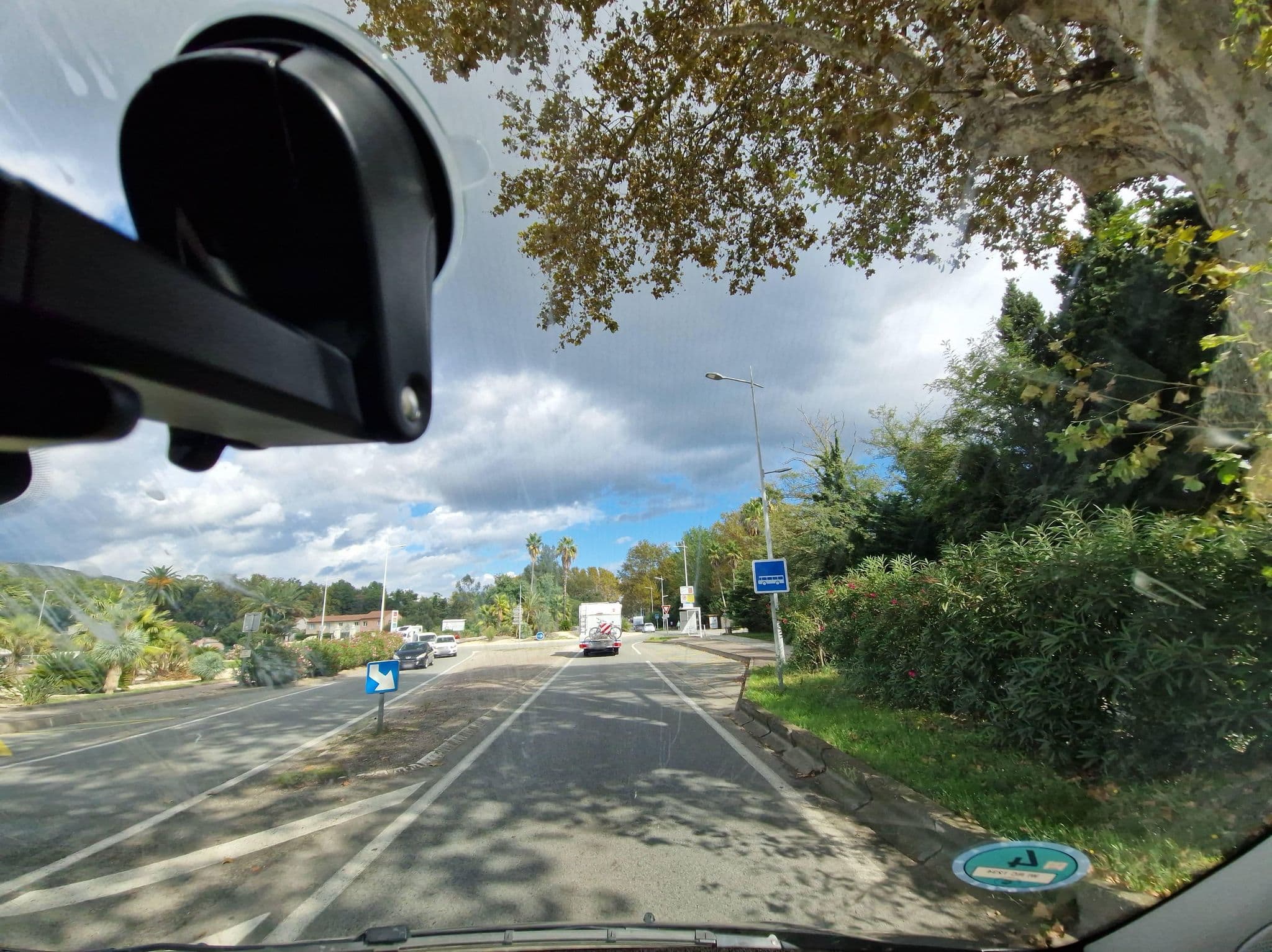 Street view near Marino Mobilhomes, Grimaud — © mcliquid (CC BY-SA · Mapillary)