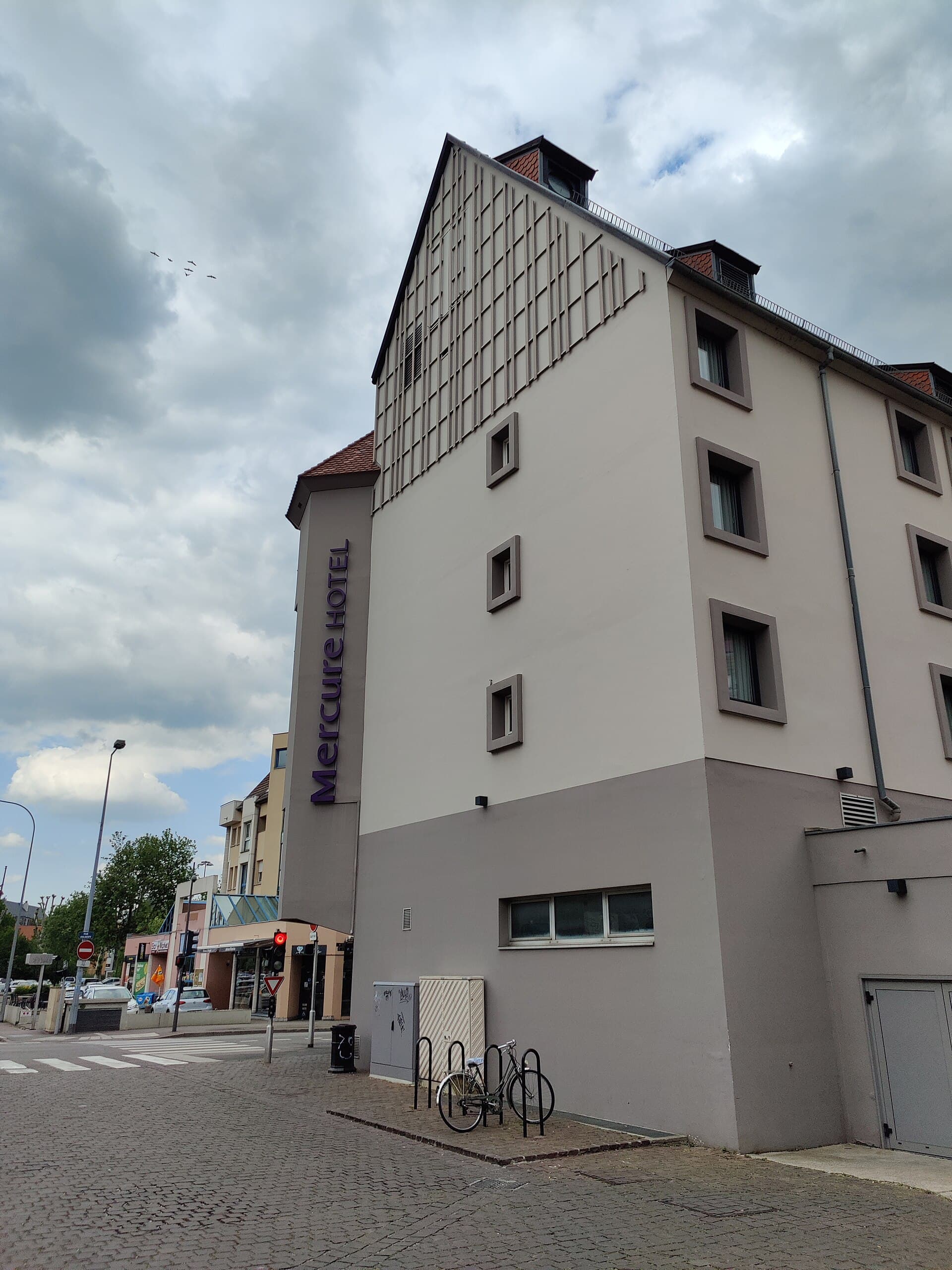 Hôtel Mercure Colmar Centre (via Wikimedia Commons, CC0)