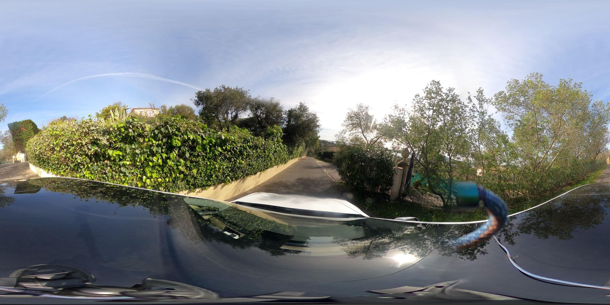 Street view near Villa Napebess, Sainte-Maxime — © sogefi (CC BY-SA · Mapillary)