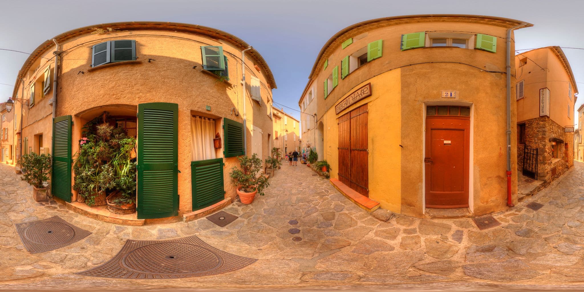 Street view near Hôtel la Ferme d'Augustin, Ramatuelle — © djourdan (CC BY-SA · Mapillary)