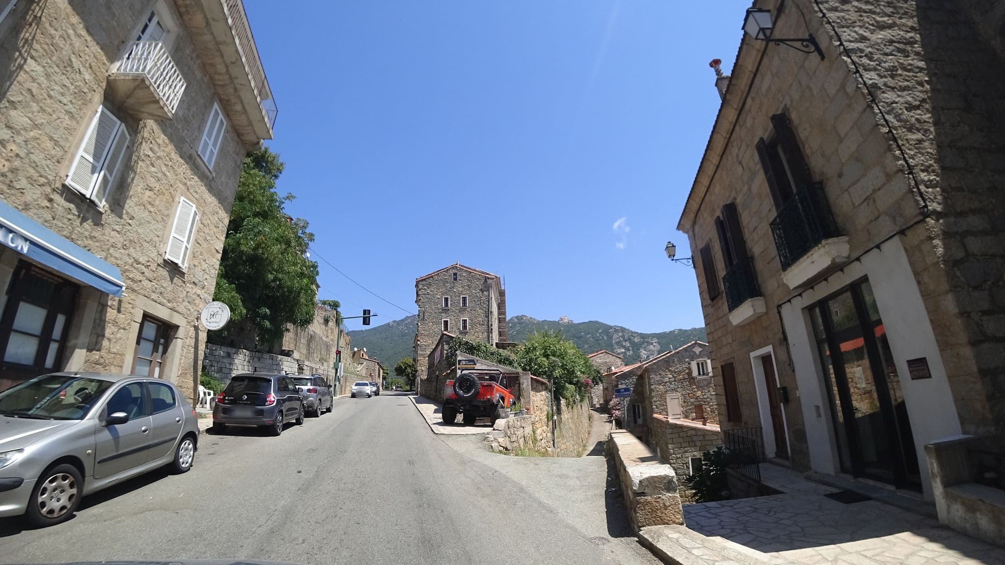 Street view near Hôtel Aiglon, Olmeto — © yod4z (CC BY-SA · Mapillary)