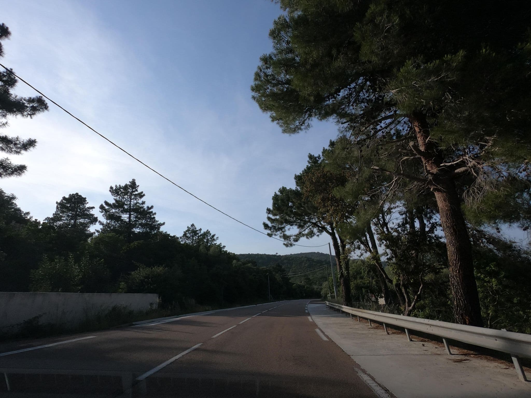 Street view near Les Bungalows de Figha, Sari-Solenzara — © momix (CC BY-SA · Mapillary)