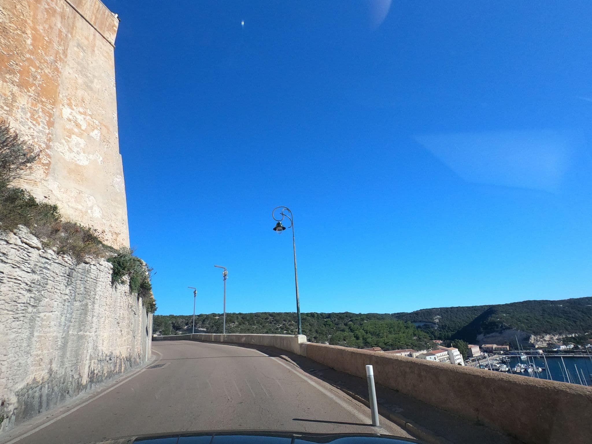 Street view near Martinu, Bonifacio — © canadarunner (CC BY-SA · Mapillary)