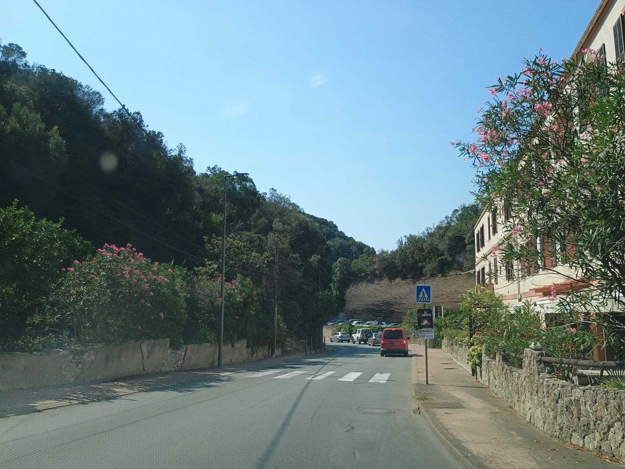 Street view near Hotel Des_Etrangers, Bonifacio — © thetornado76 (CC BY-SA · Mapillary)