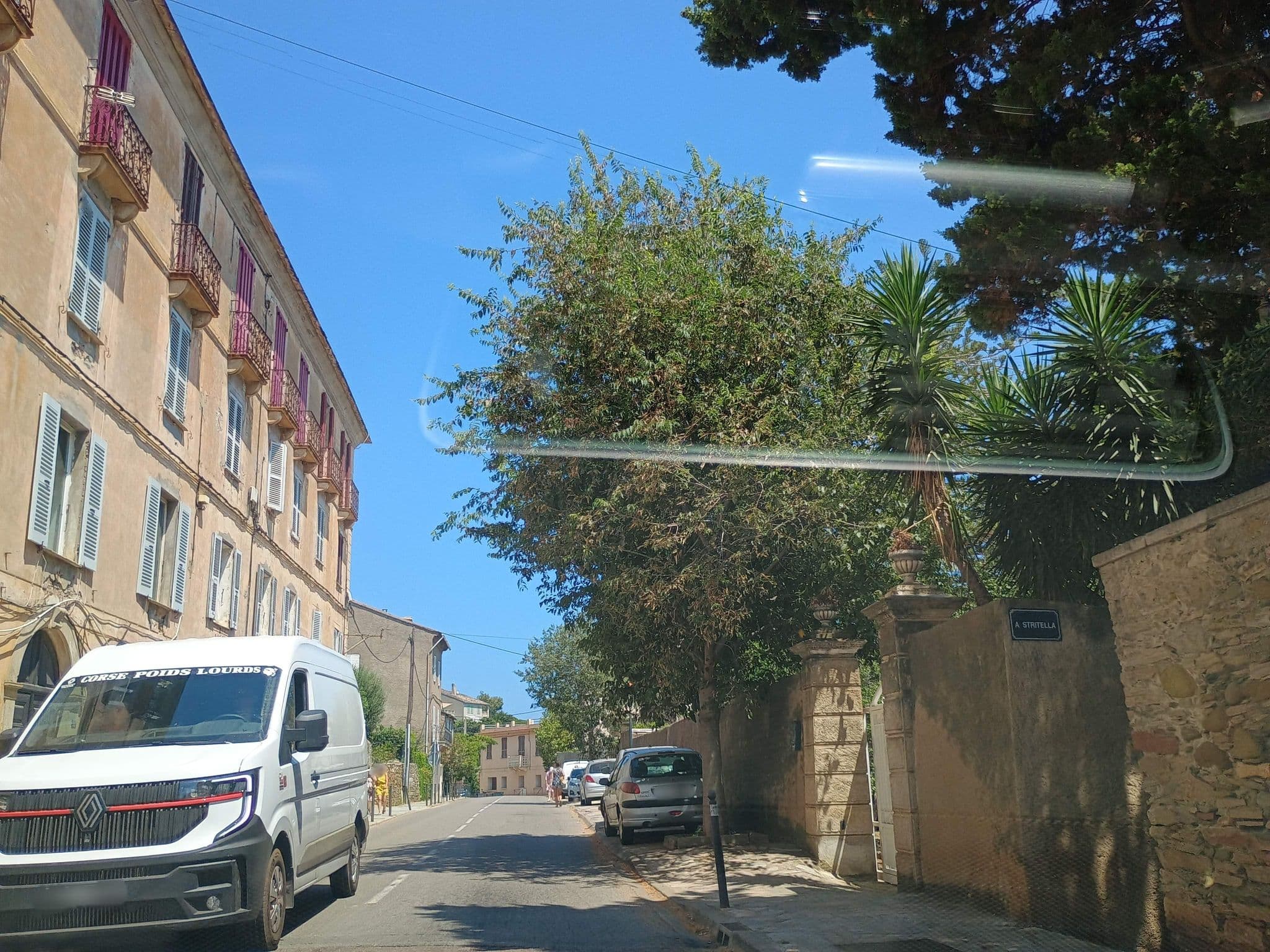 Street view near Villa Elisabeth, Brando — © thetornado76 (CC BY-SA · Mapillary)