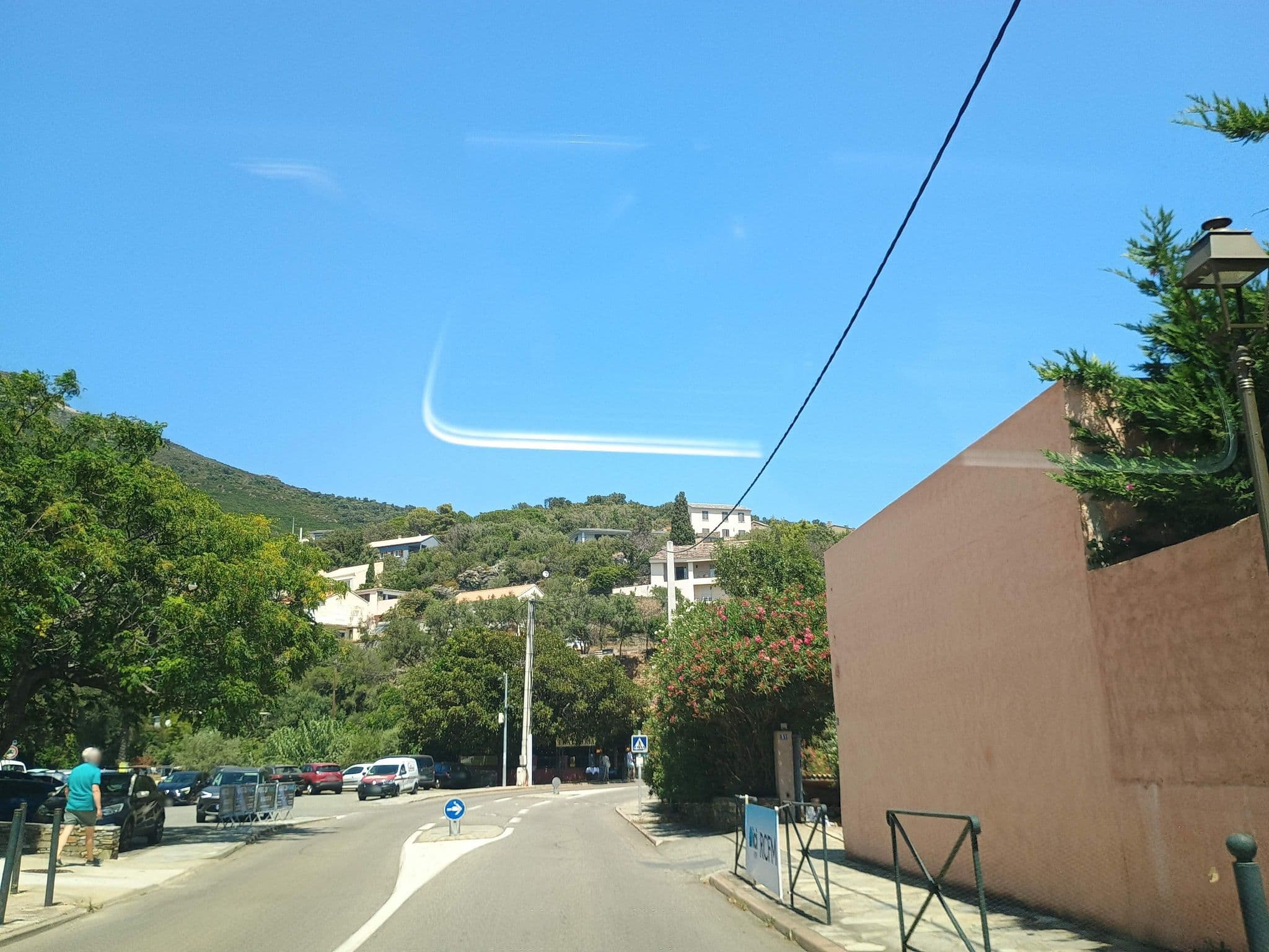 Street view near Résidence les Bosquets, Brando — © thetornado76 (CC BY-SA · Mapillary)