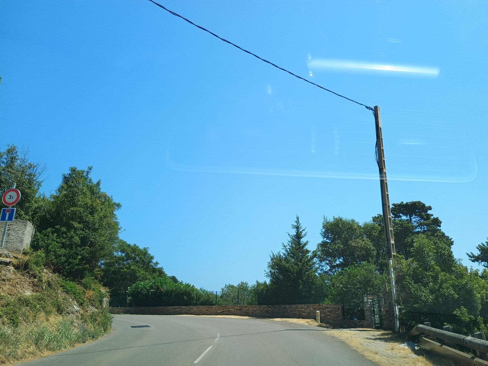 Street view near Castel Luccio, Brando — © thetornado76 (CC BY-SA · Mapillary)