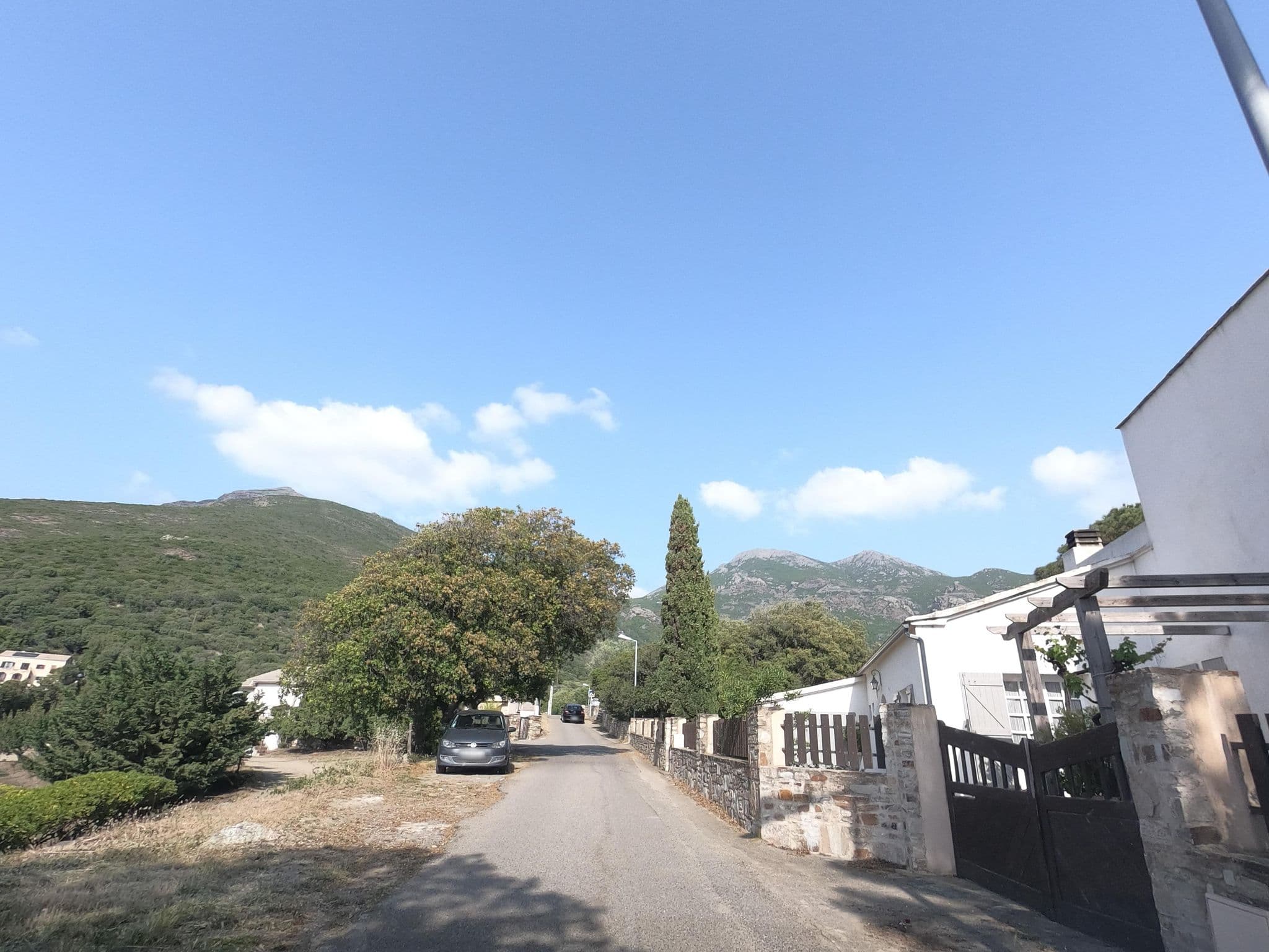 Street view near U San Daniellu villas et chambres, Santa-Maria-di-Lota — © momix (CC BY-SA · Mapillary)