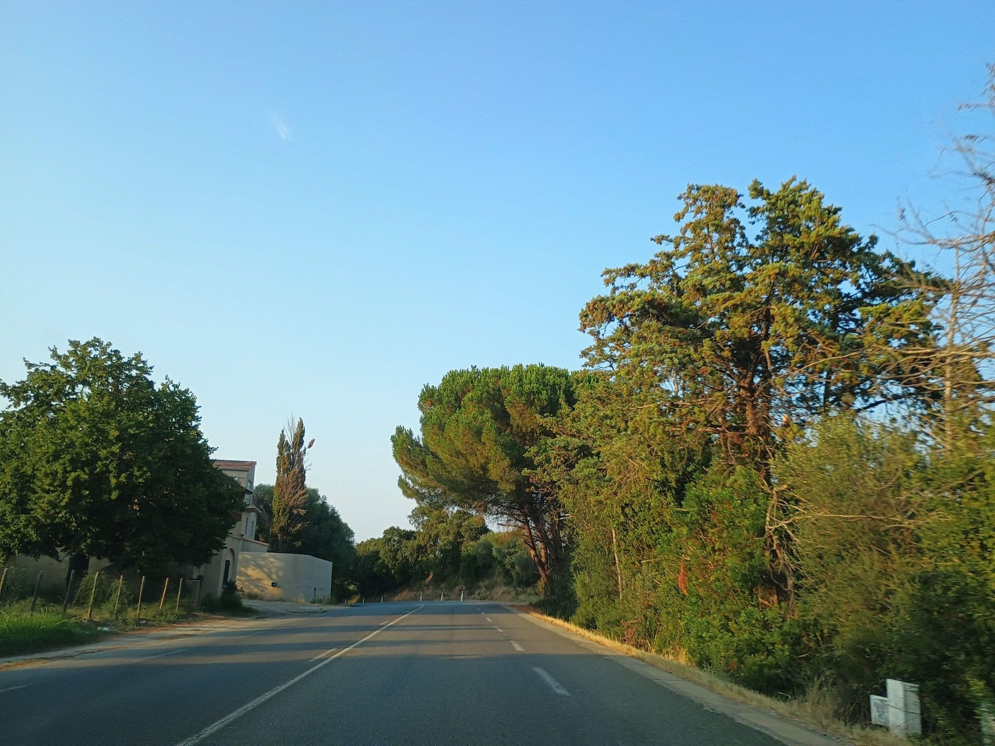 Street view near Résidence Sognu Di Mare, Linguizzetta — © thetornado76 (CC BY-SA · Mapillary)
