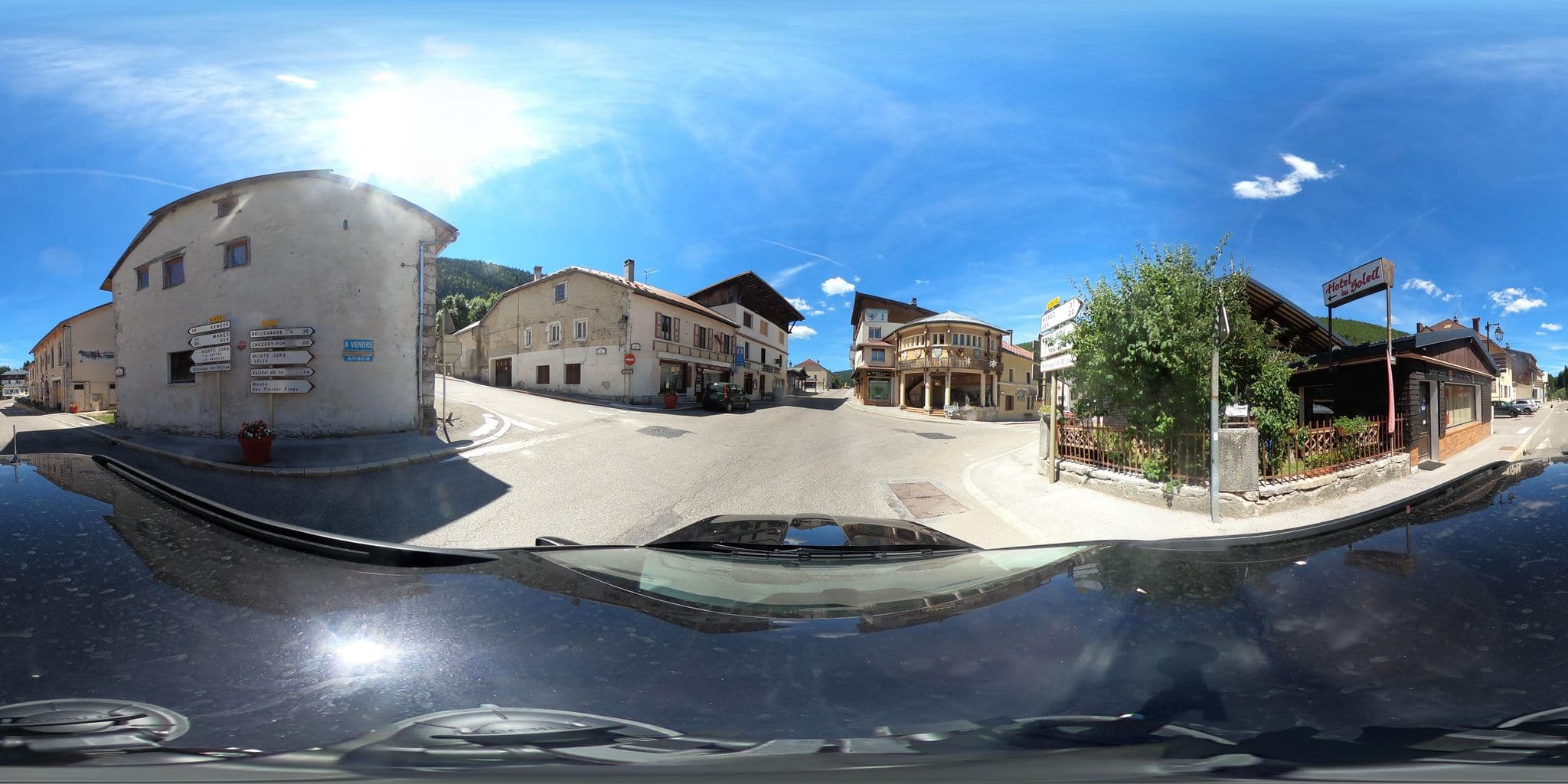 Street view near Auberge Valserine, Gex — © sogefi (CC BY-SA · Mapillary)