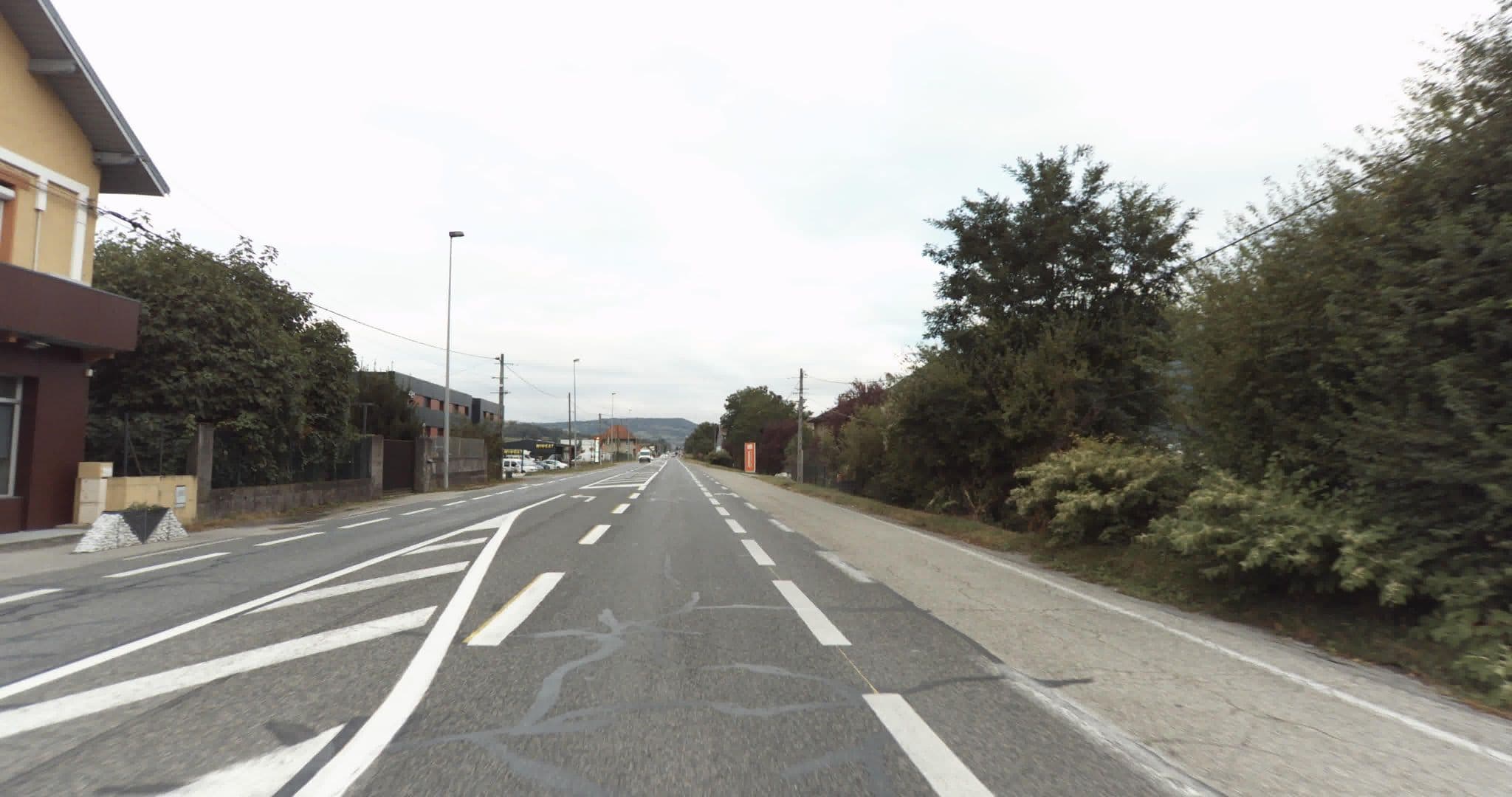 Street view near CONTACT HOTEL LES AILES, Barby — © sogefi (CC BY-SA · Mapillary)