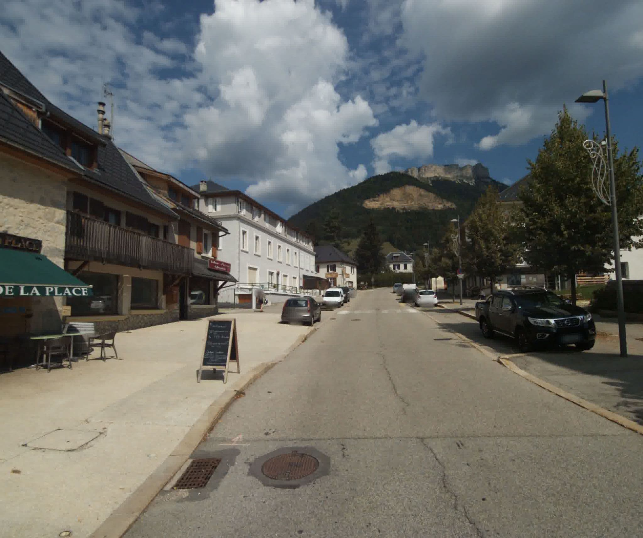 Street view near Les Skieurs, Le Sappey-en-Chartreuse — © sogefi (CC BY-SA · Mapillary)