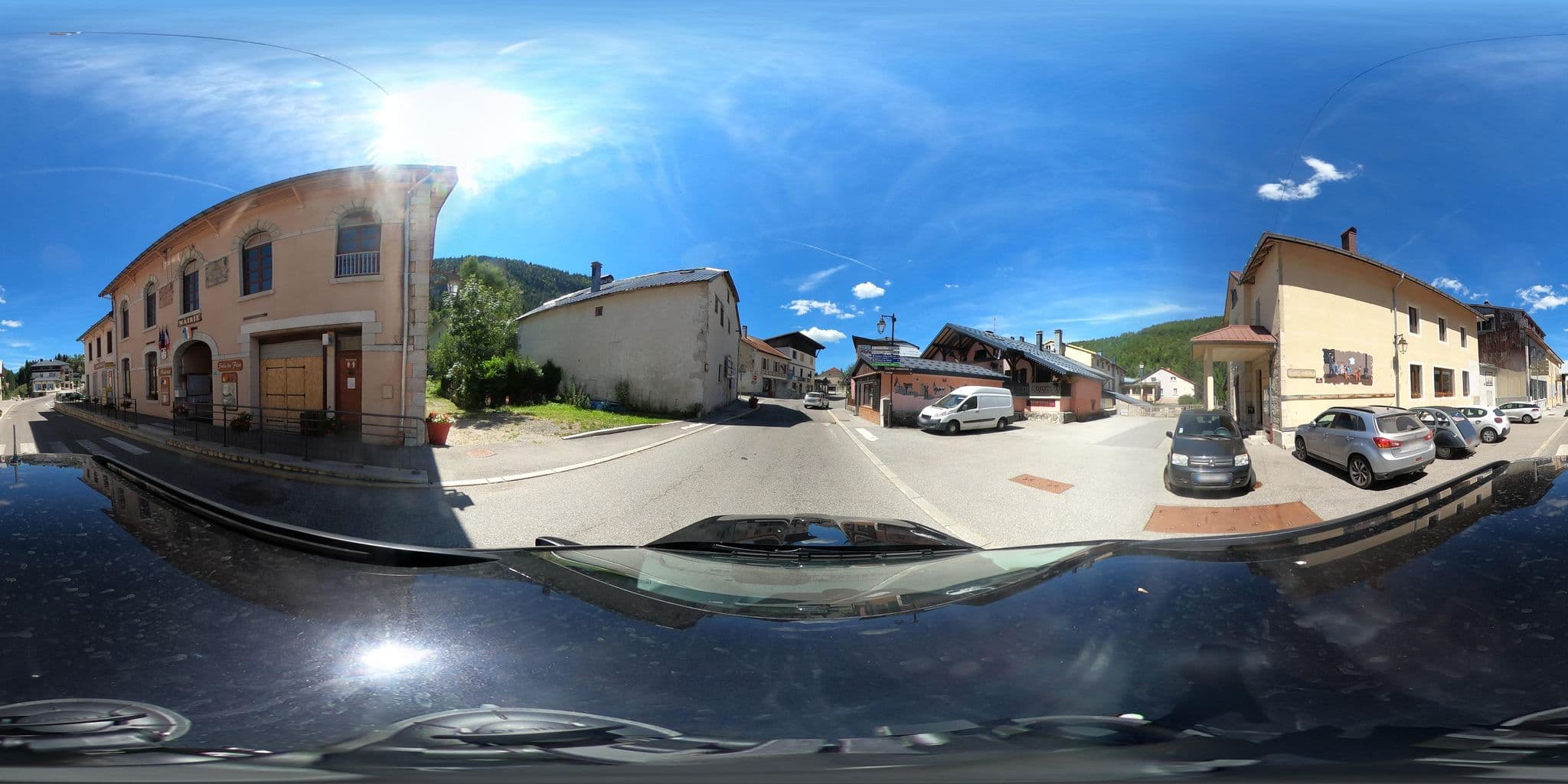Street view near Le Gabelou, Gex — © sogefi (CC BY-SA · Mapillary)