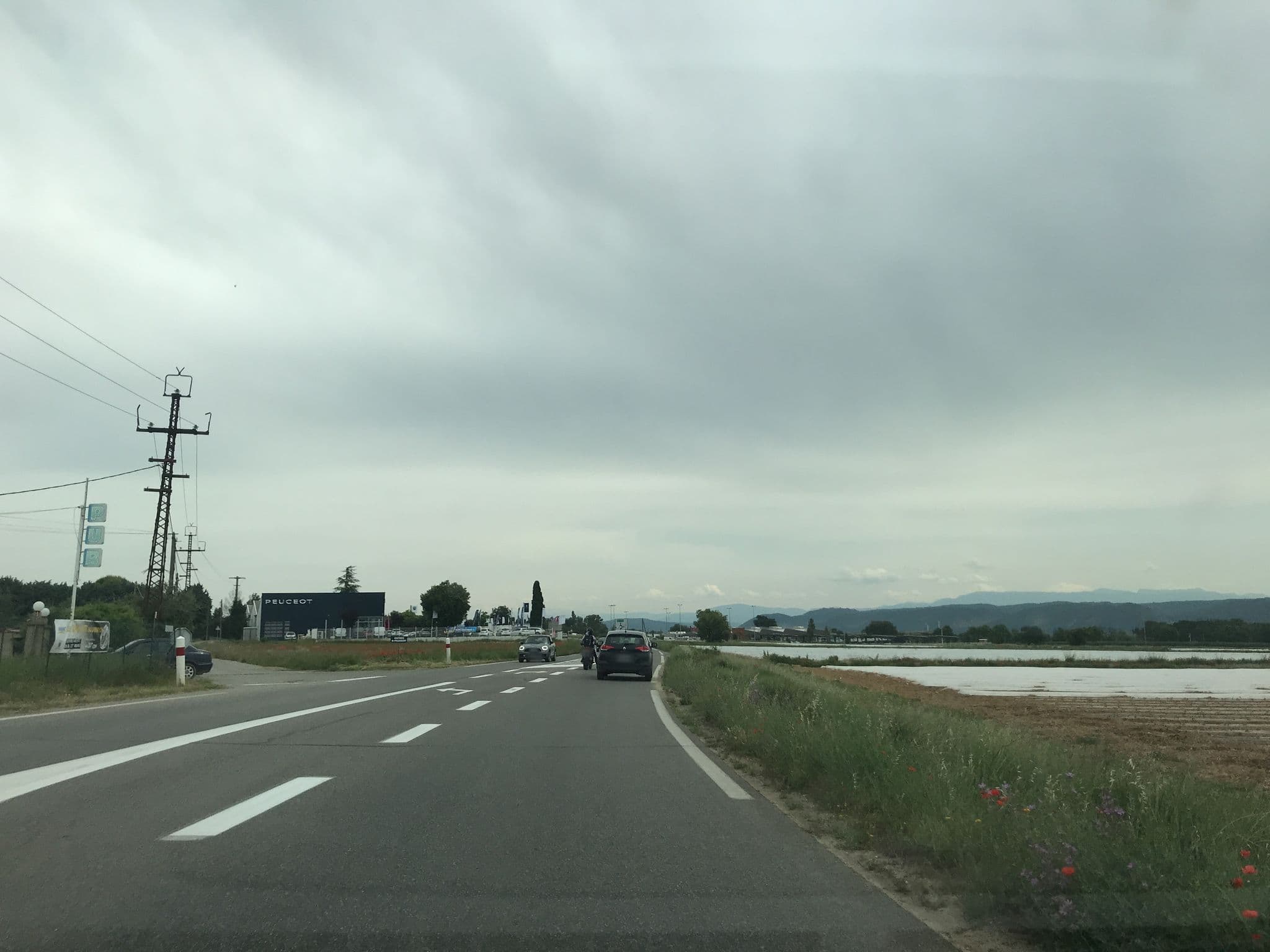 Street view near Campanile Hôtel Grill, Manosque — © pgiraud (CC BY-SA · Mapillary)