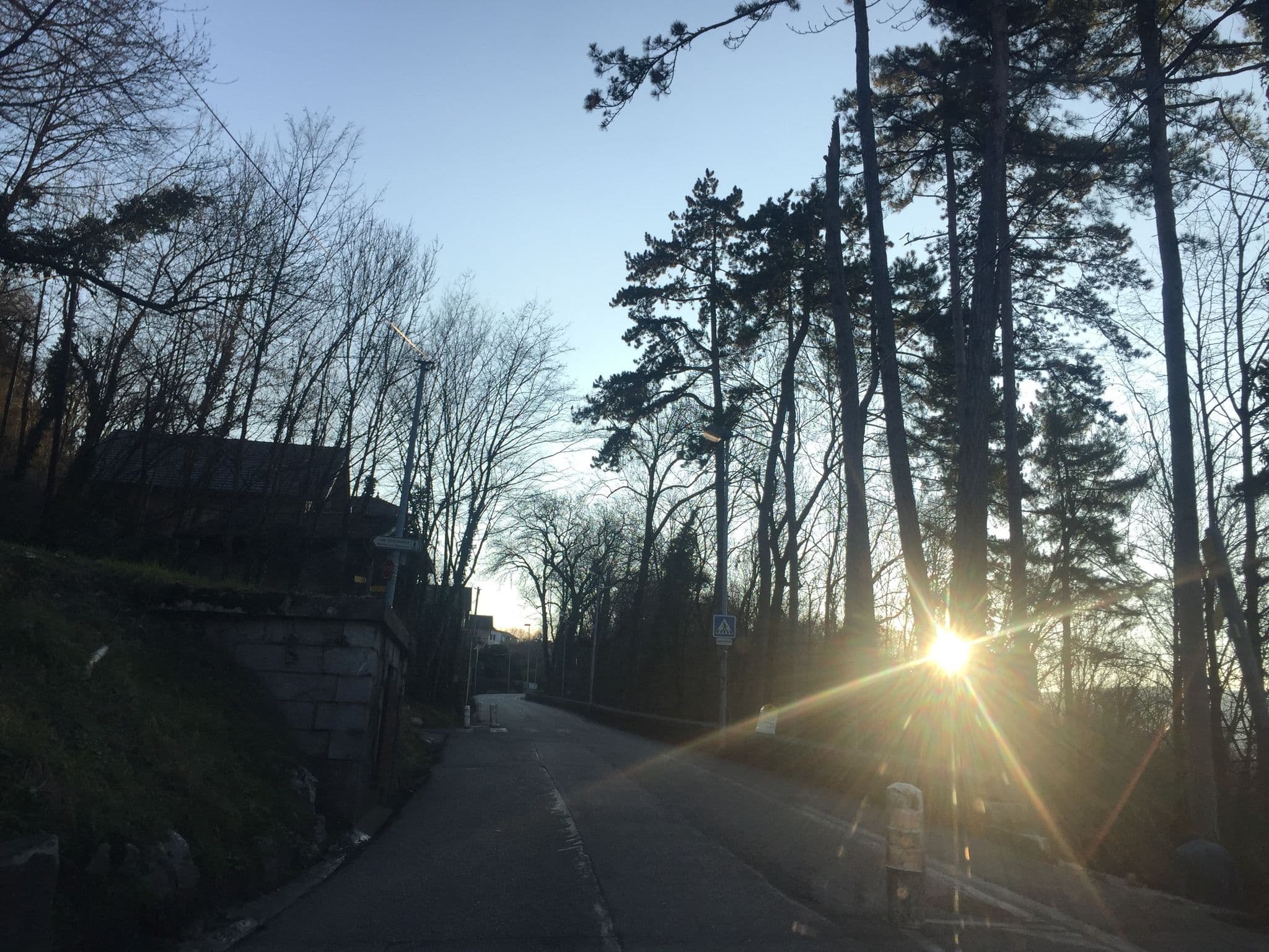 Street view near Meublés les Charmettes, Chambéry — © pgiraud (CC BY-SA · Mapillary)