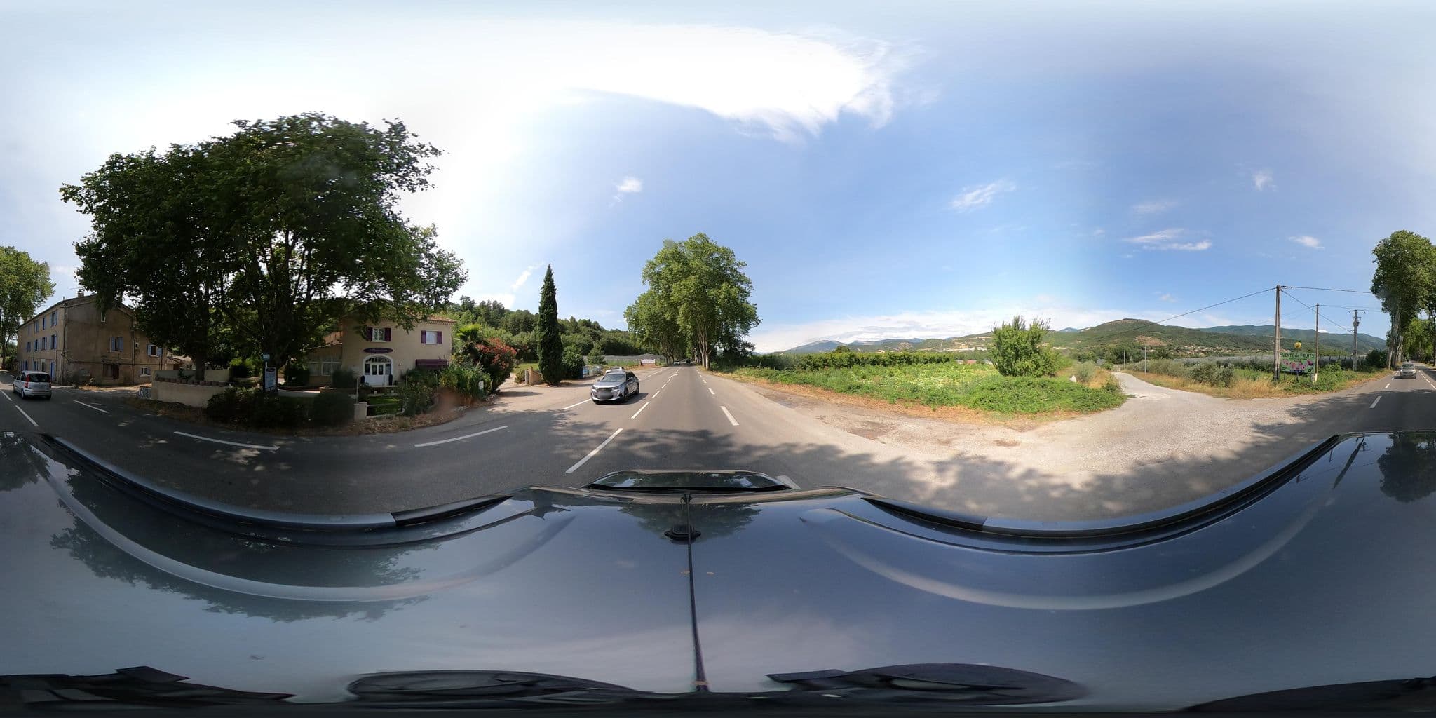Street view near La Magnanerie, Volonne — © eric_s (CC BY-SA · Mapillary)