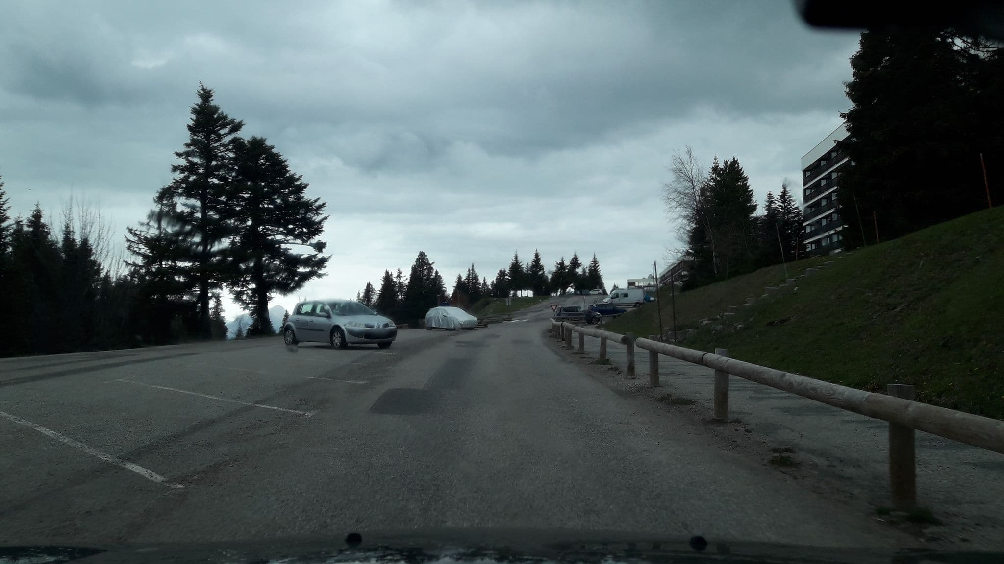 Street view near Appartement Chamrousse, Vaulnaveys-le-Bas — © eric_s (CC BY-SA · Mapillary)