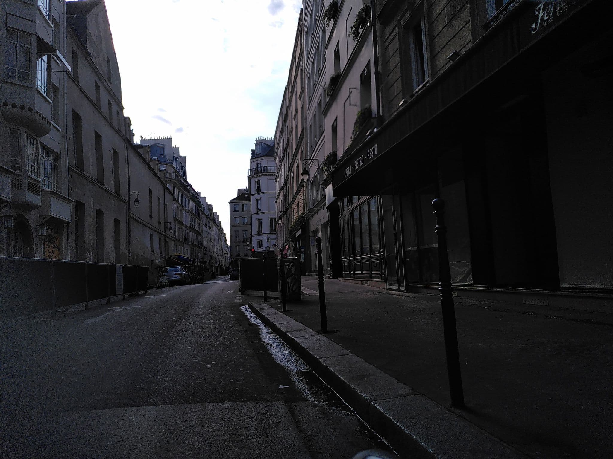 Street view near Hôtel de Nice, Paris 04 Hôtel-de-Ville — © tr4sk (CC BY-SA · Mapillary)