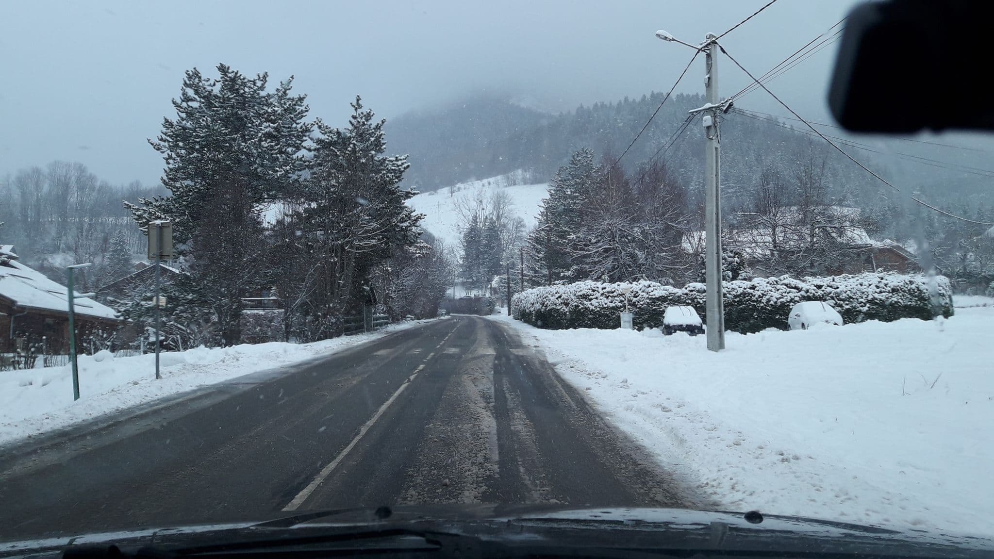 Street view near Restaurant Hôtel des Skieurs, Le Sappey-en-Chartreuse — © eric_s (CC BY-SA · Mapillary)