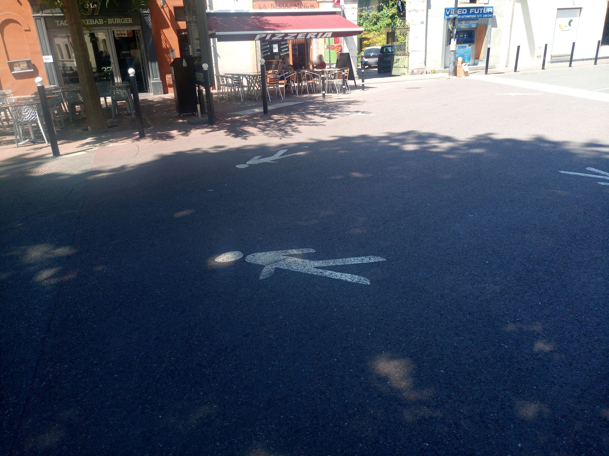 Street view near TUI STORE, Chambéry — © ottaviokaste (CC BY-SA · Mapillary)