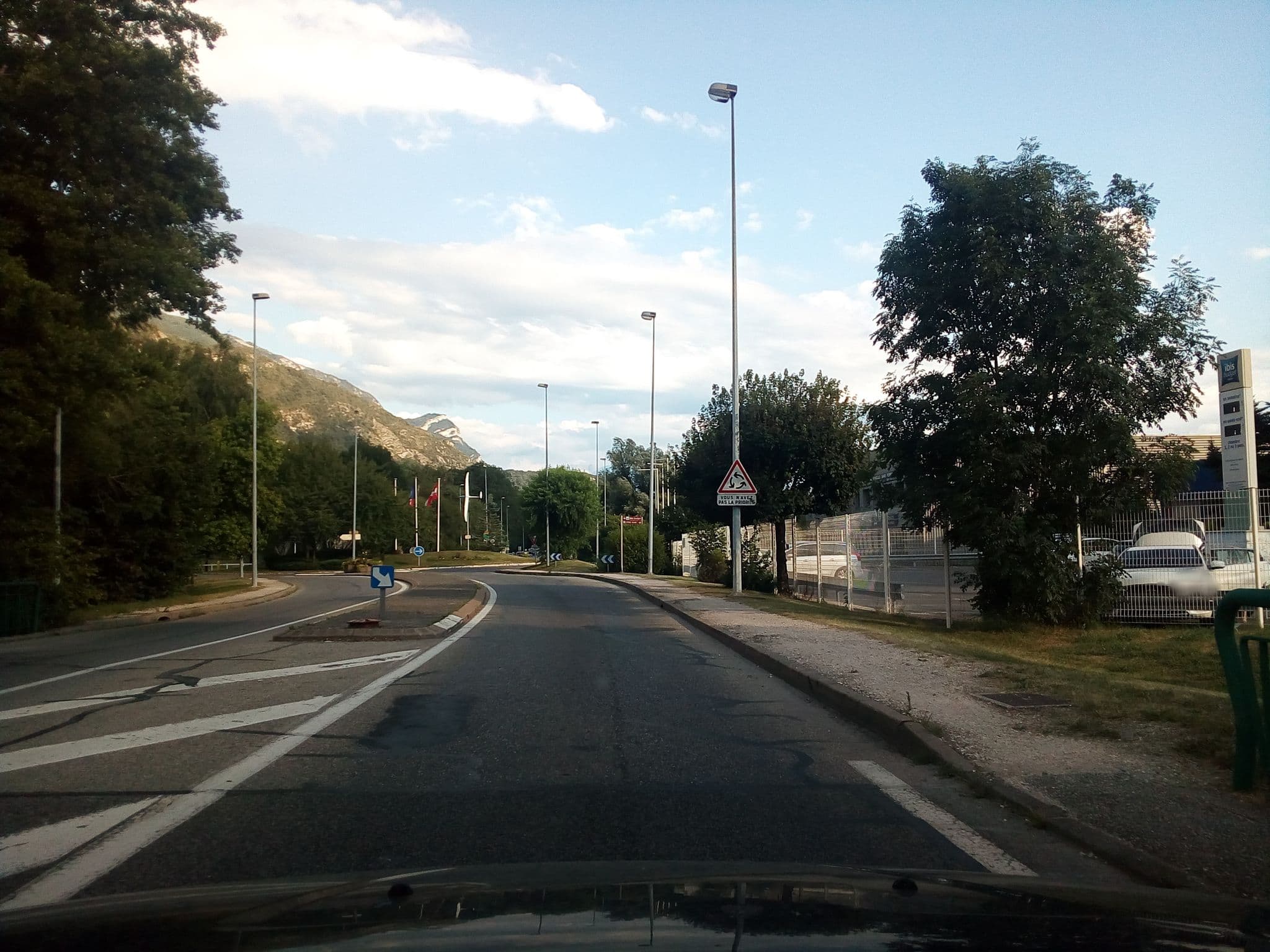 Street view near Etap Hotel, Challes-les-Eaux — © eric_s (CC BY-SA · Mapillary)