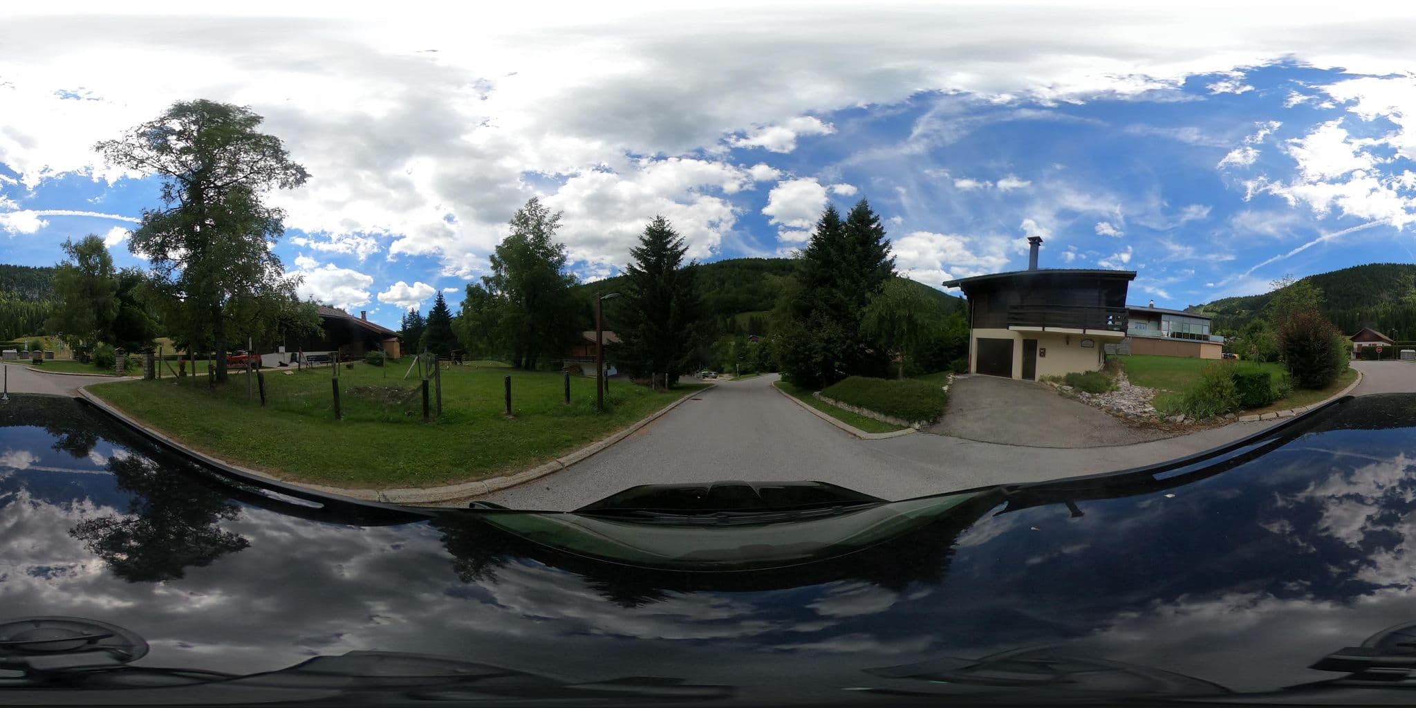 Street view near Lin et confitures, Gex — © sogefi (CC BY-SA · Mapillary)