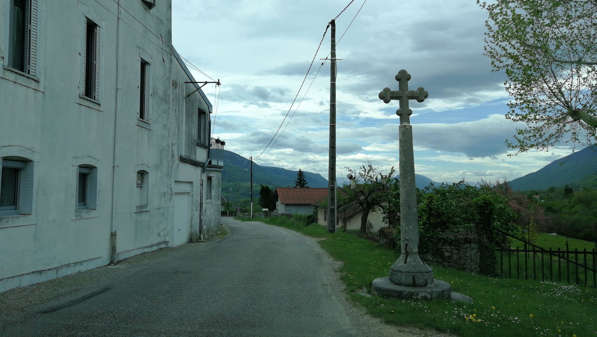 Street view near Château de Corbonod, Versonnex — © jerome_pietri (CC BY-SA · Mapillary)