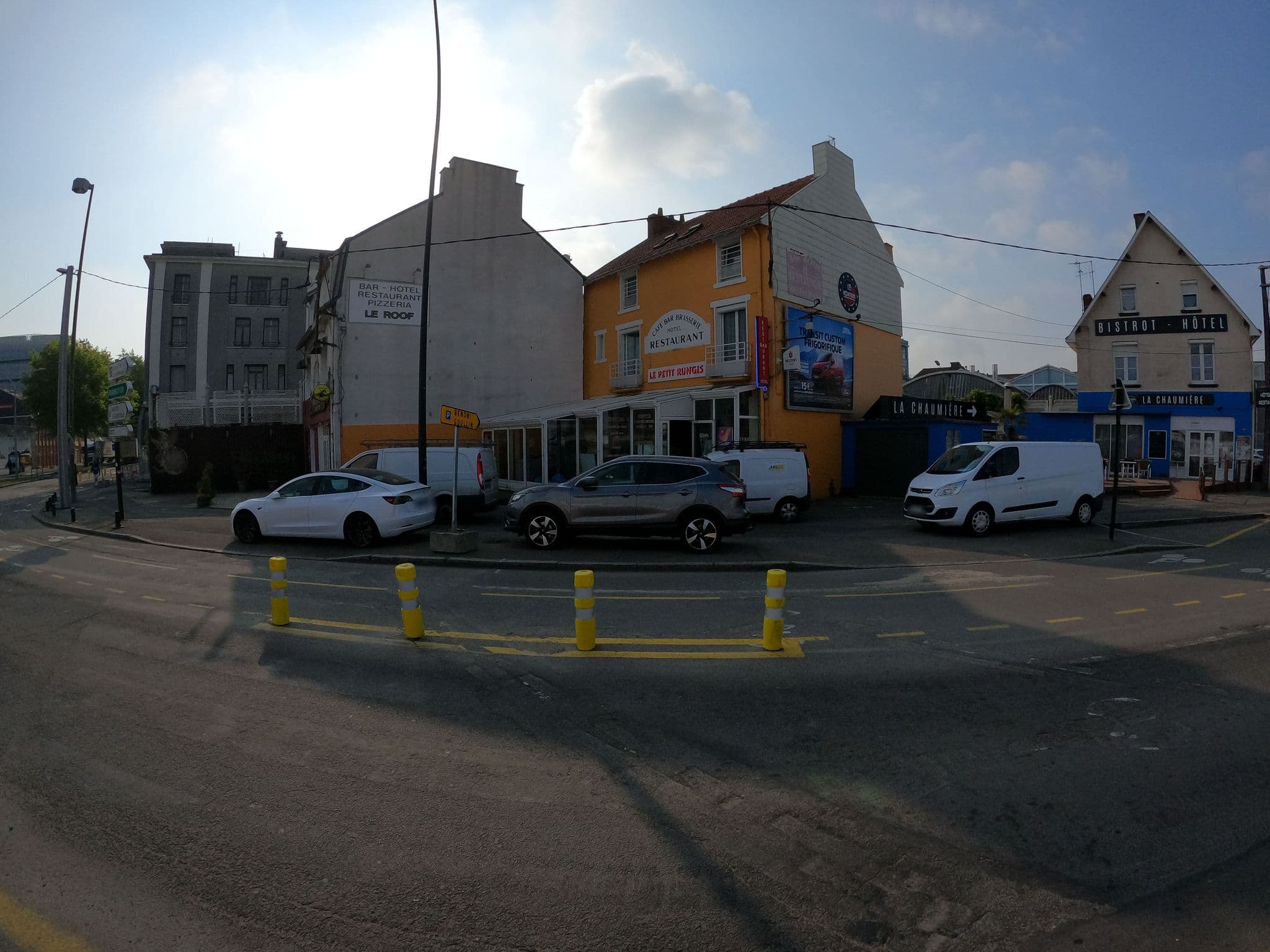 Street view near Le Petit Rungis, Rezé — © stephanep (CC BY-SA · Mapillary)