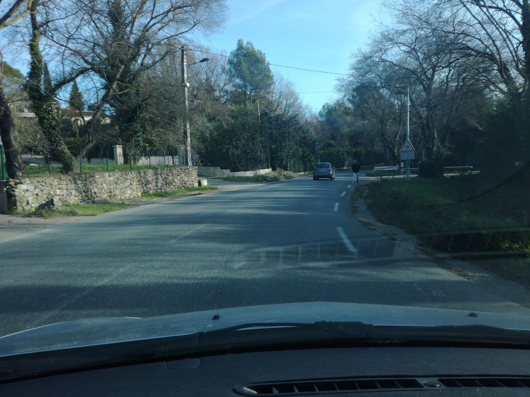 Street view near Le Relais Gourmand, Valbonne — © baptistemm (CC BY-SA · Mapillary)