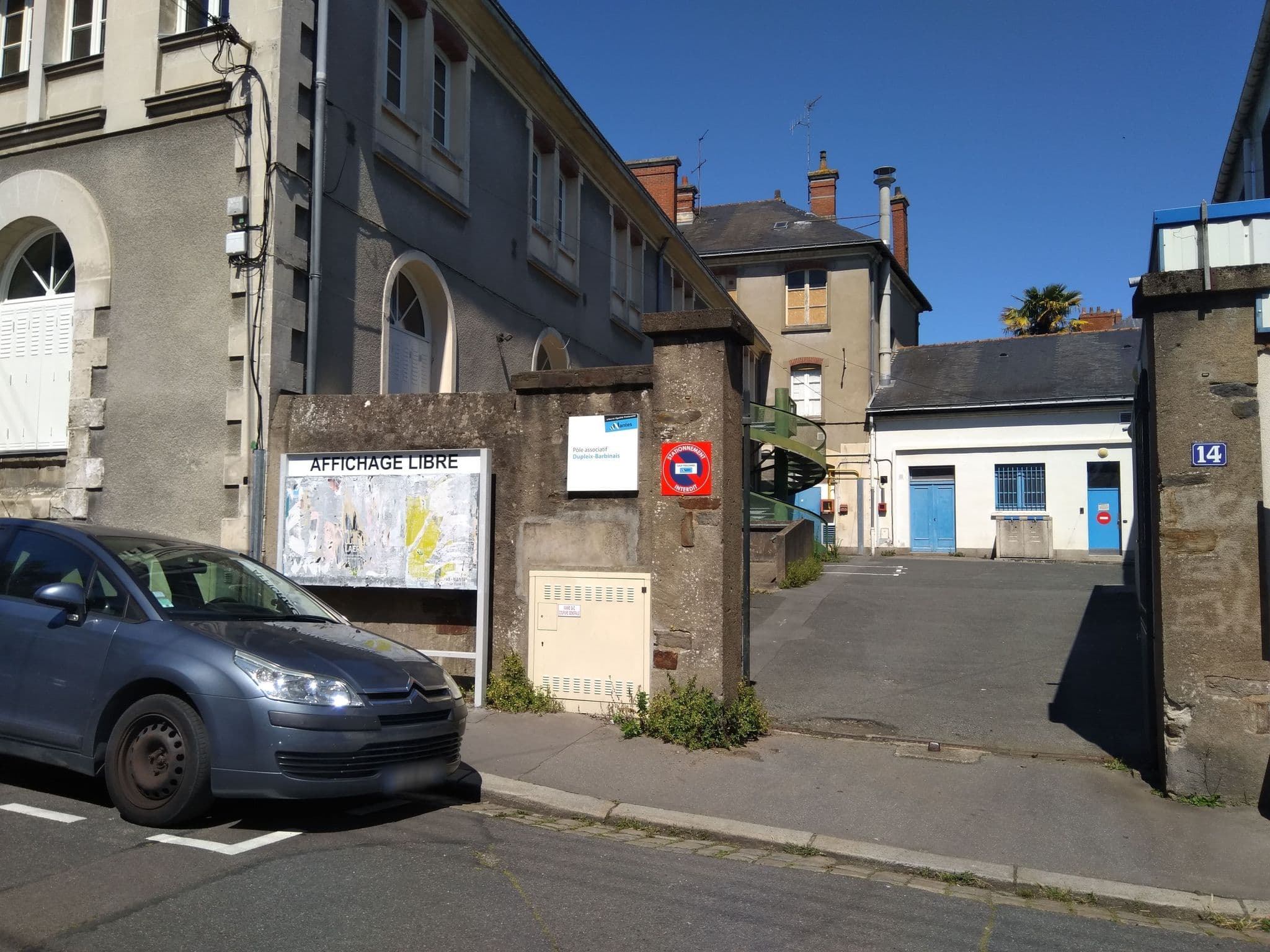 Street view near Auberge les Bains Douches, Rezé — © kalepom (CC BY-SA · Mapillary)