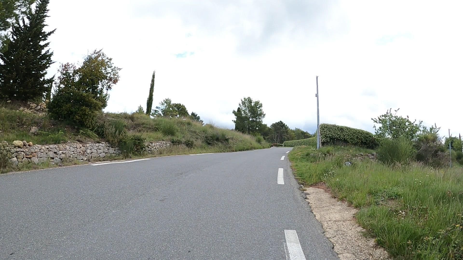 Street view near Synd St Pierre de Tourtour, Villecroze — © voyage-hors-saison (CC BY-SA · Mapillary)