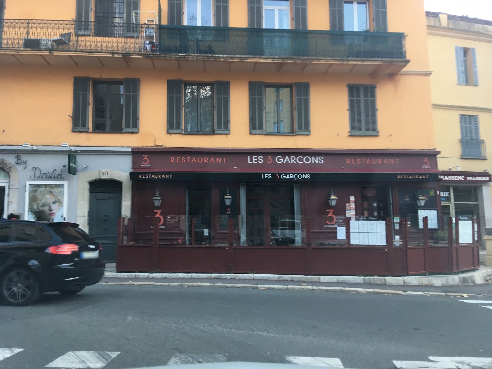 Street view near Hotel Residentiel Des Parfums, Grasse — © phjarry (CC BY-SA · Mapillary)