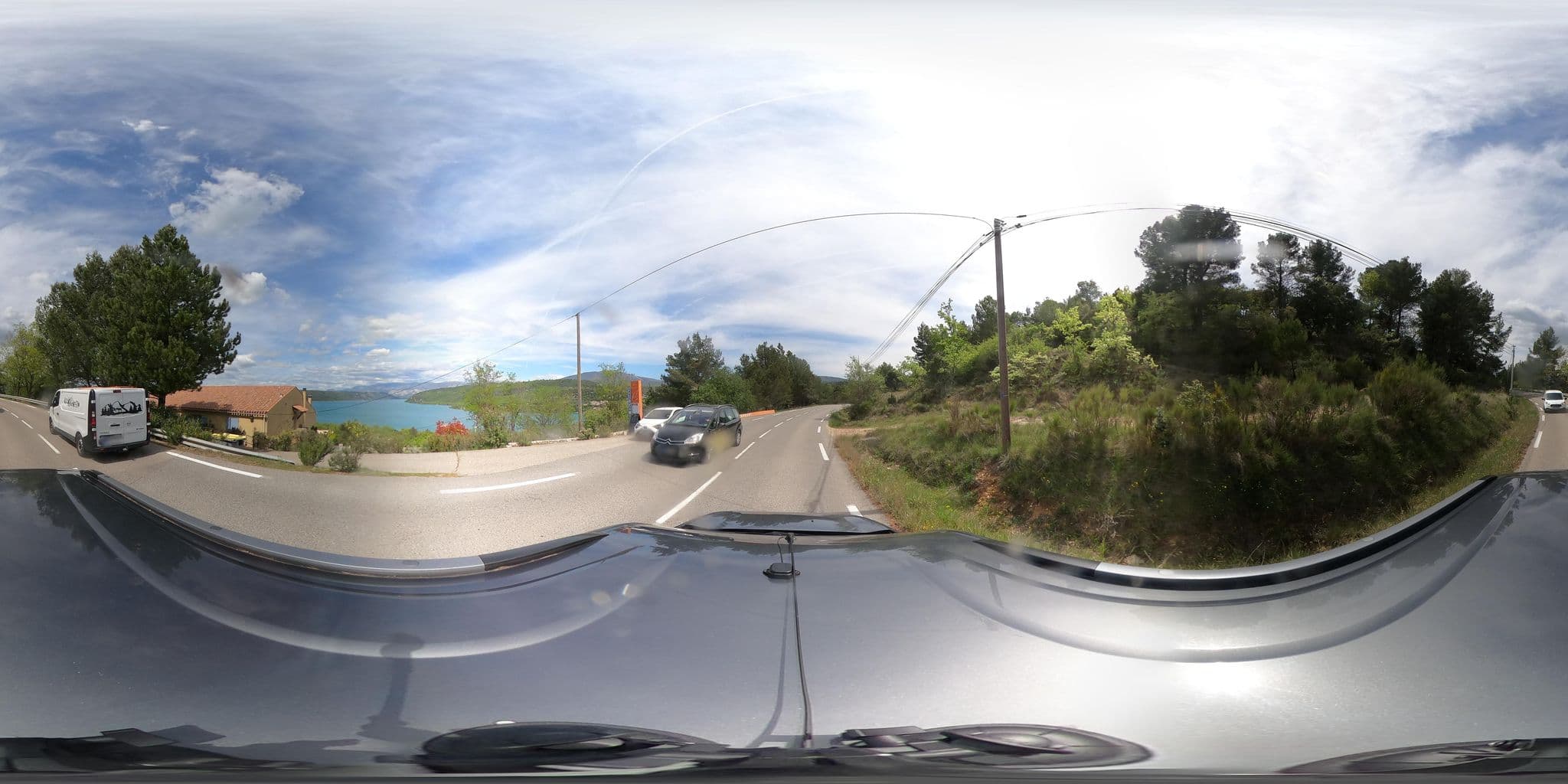 Street view near Hotel-Restaurant Les Cavalets, Régusse — © eric_s (CC BY-SA · Mapillary)