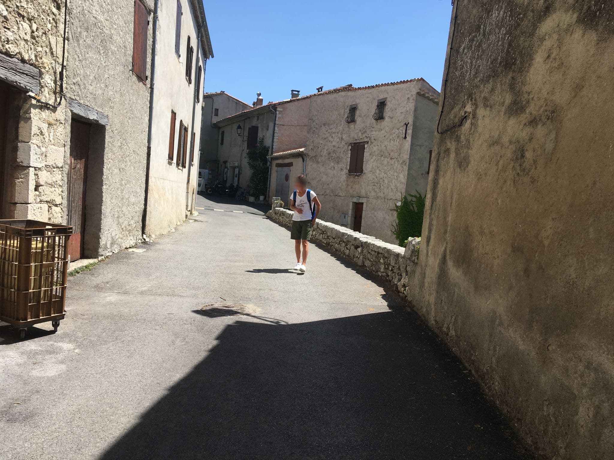 Street view near Hôtel le Vieil Amandier, Montferrat — © phjarry (CC BY-SA · Mapillary)