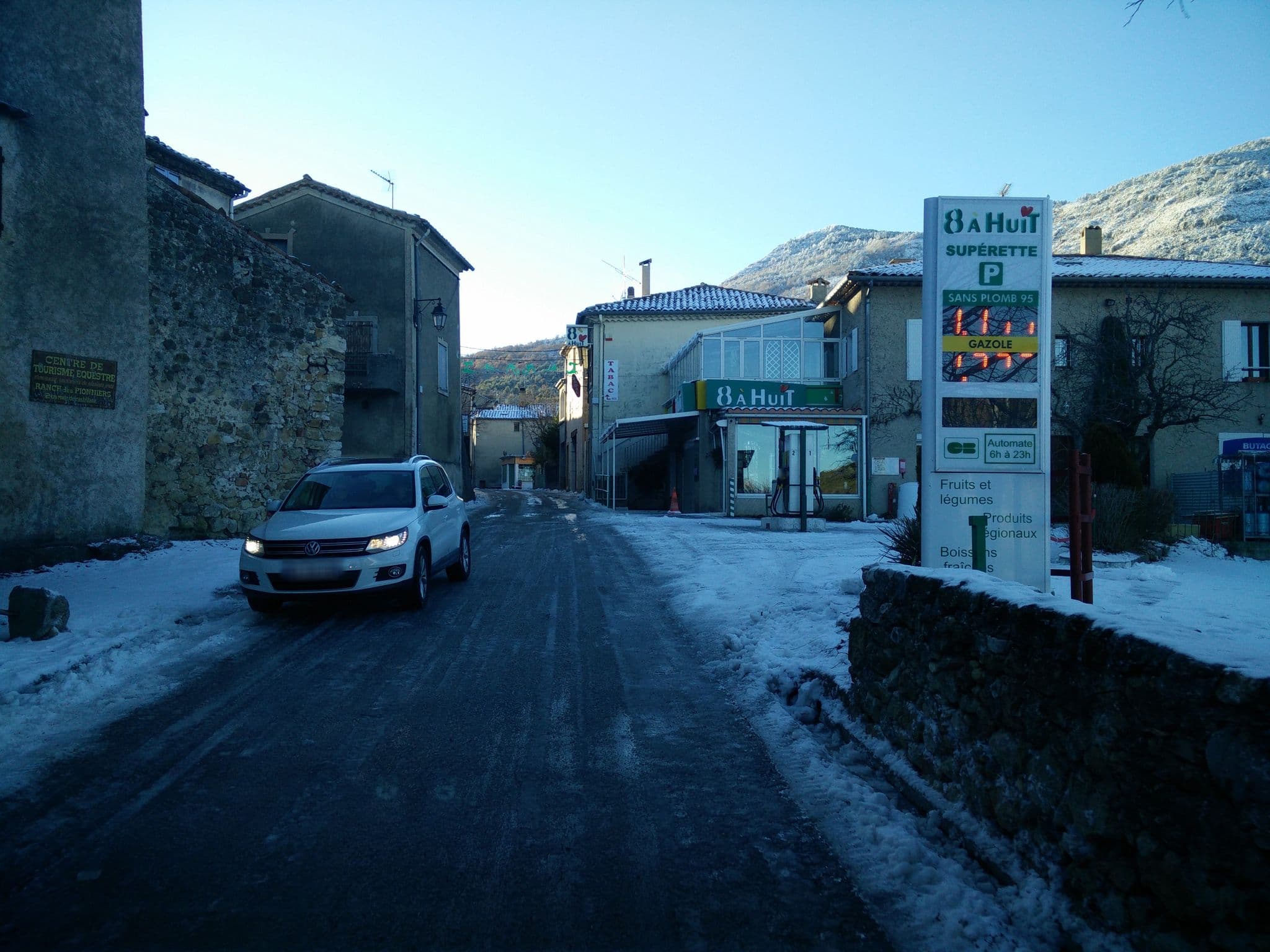 Street view near Le Panoramic, Aups — © joostjakob (CC BY-SA · Mapillary)