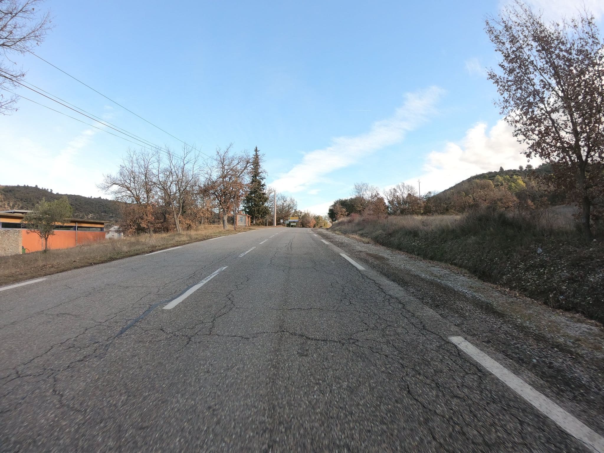 Street view near Bastide la Fondue, Riez — © joostjakob (CC BY-SA · Mapillary)