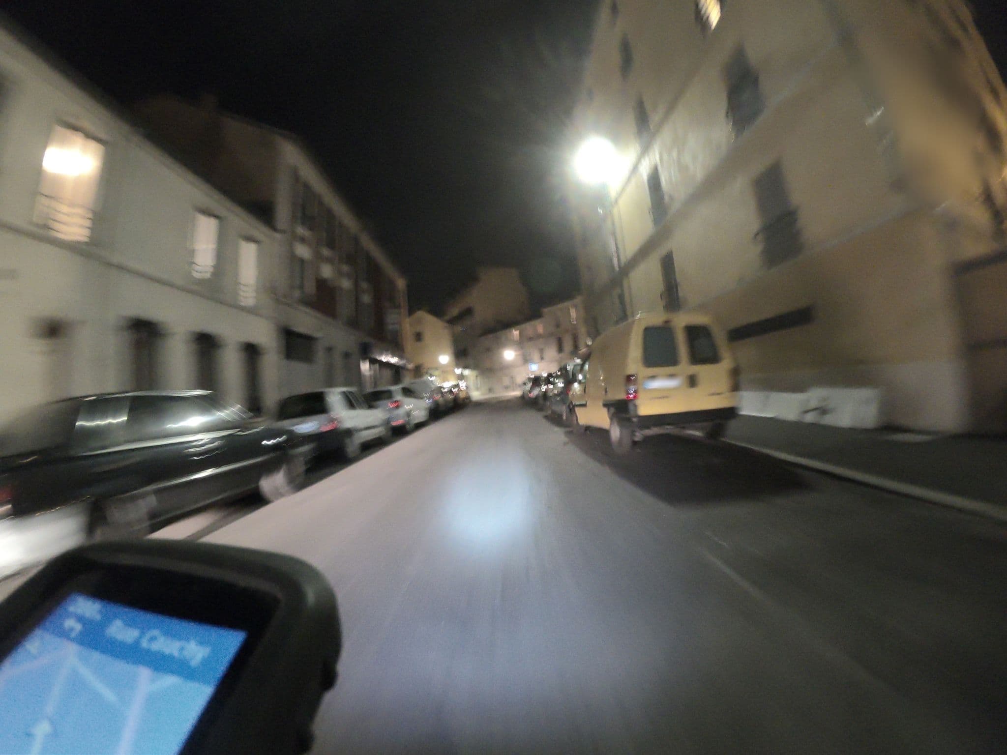 Street view near Le Sympa, Arcueil — © htonchia (CC BY-SA · Mapillary)