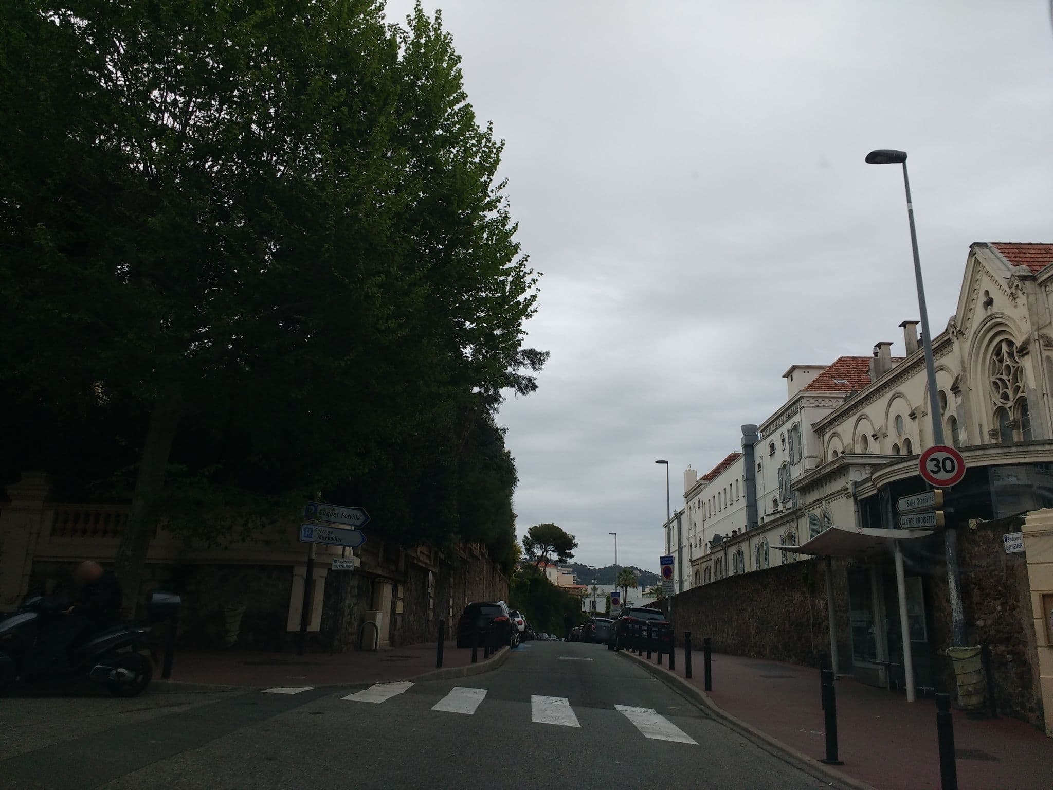 Street view near Les Palmiers de Cannes, Cannes — © thetornado76 (CC BY-SA · Mapillary)