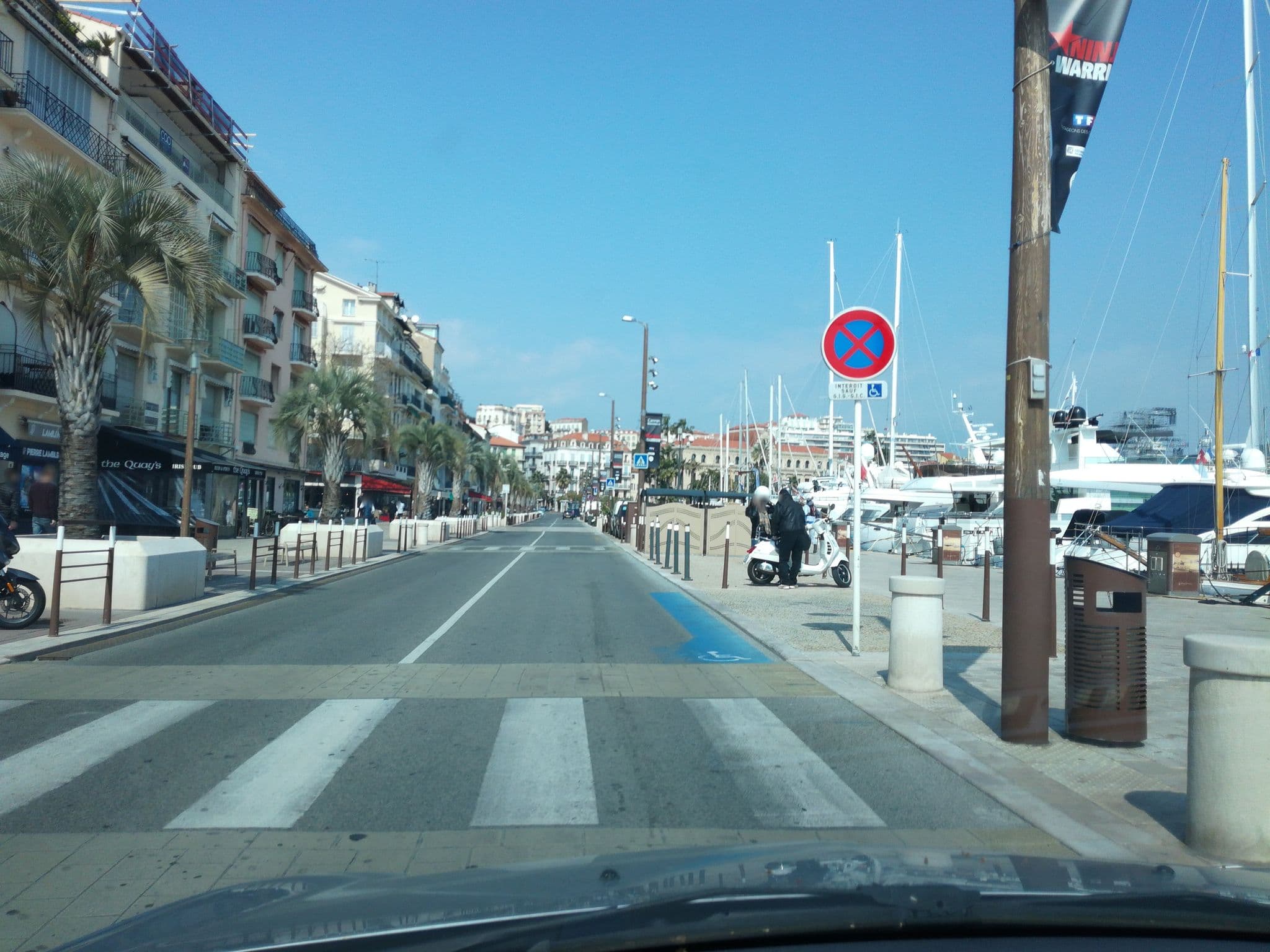 Street view near UINCANNES, Cannes — © baptistemm (CC BY-SA · Mapillary)