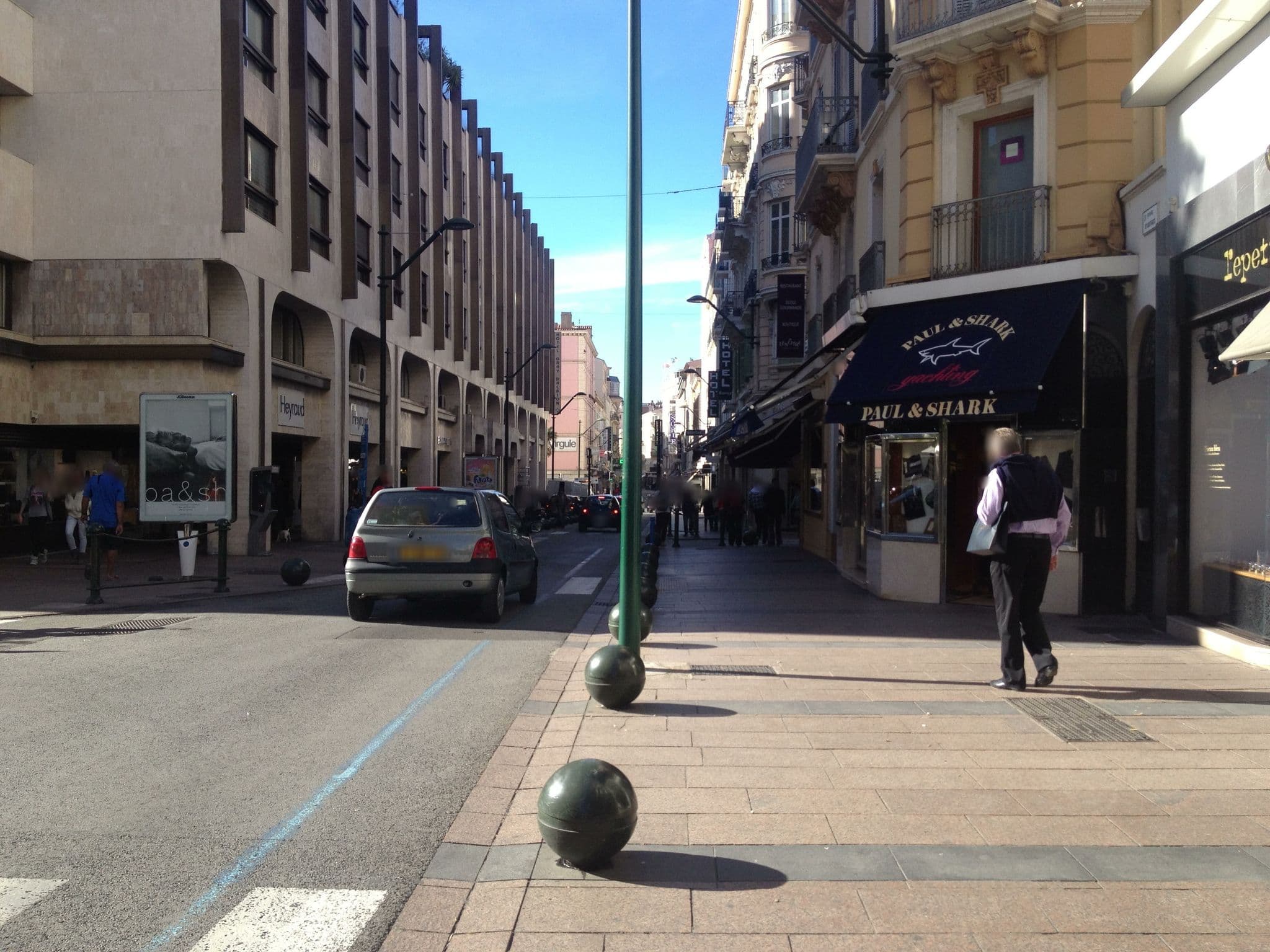 Street view near Studio Vagliano, Cannes — © jesolem (CC BY-SA · Mapillary)