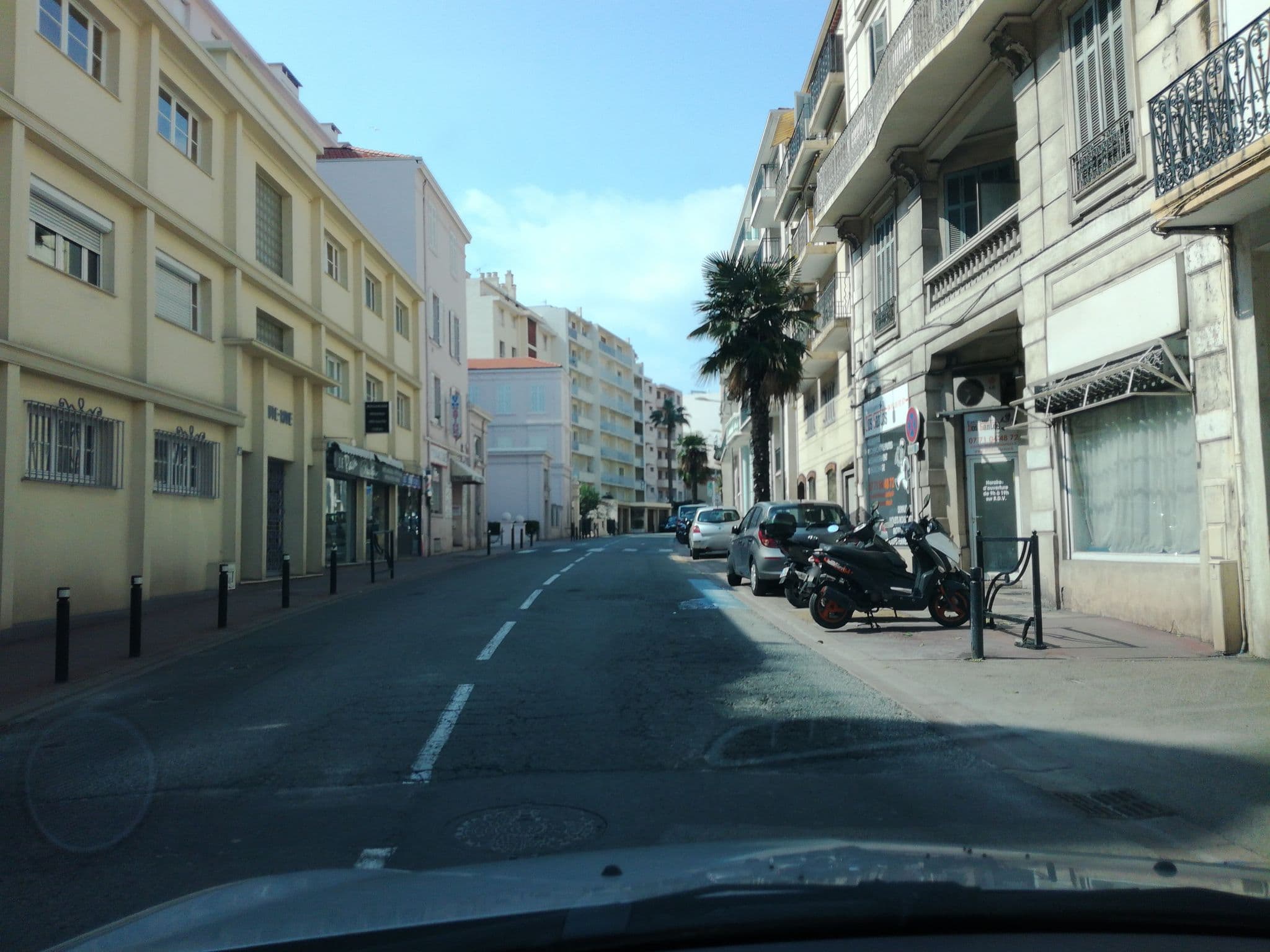 Street view near Coeur de Cannes, Cannes — © baptistemm (CC BY-SA · Mapillary)