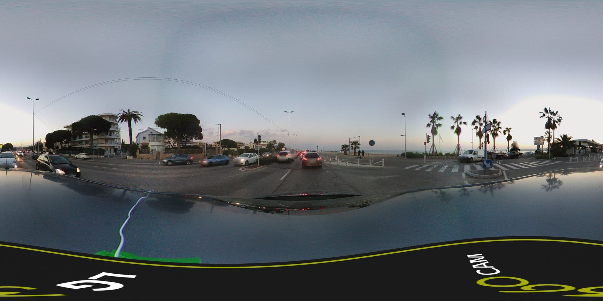 Street view near Les Ondines, Saint-Laurent-du-Var — © vgrosso (CC BY-SA · Mapillary)