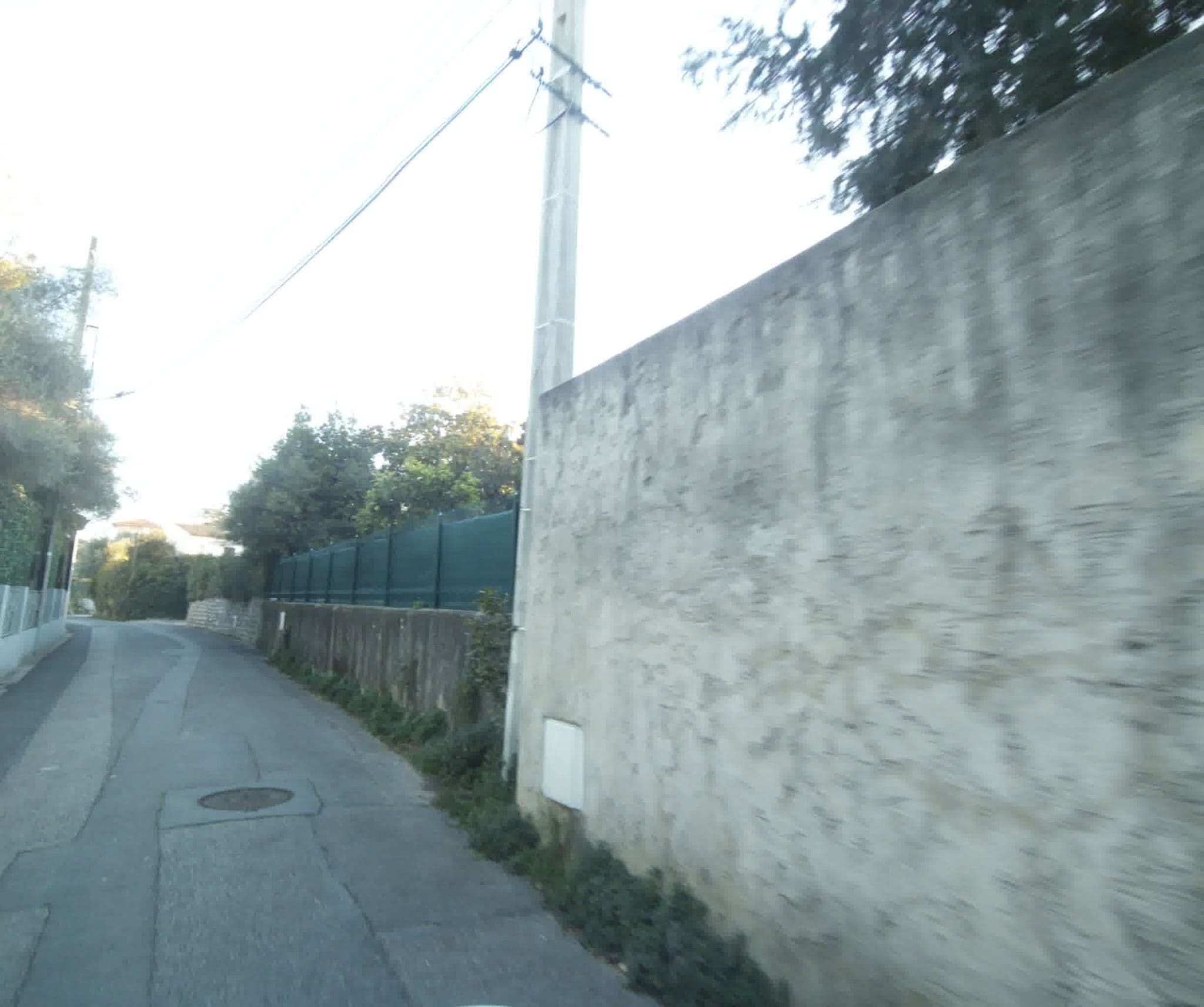 Street view near Ancre du Cap, Juan-les-Pins — © sogefi (CC BY-SA · Mapillary)