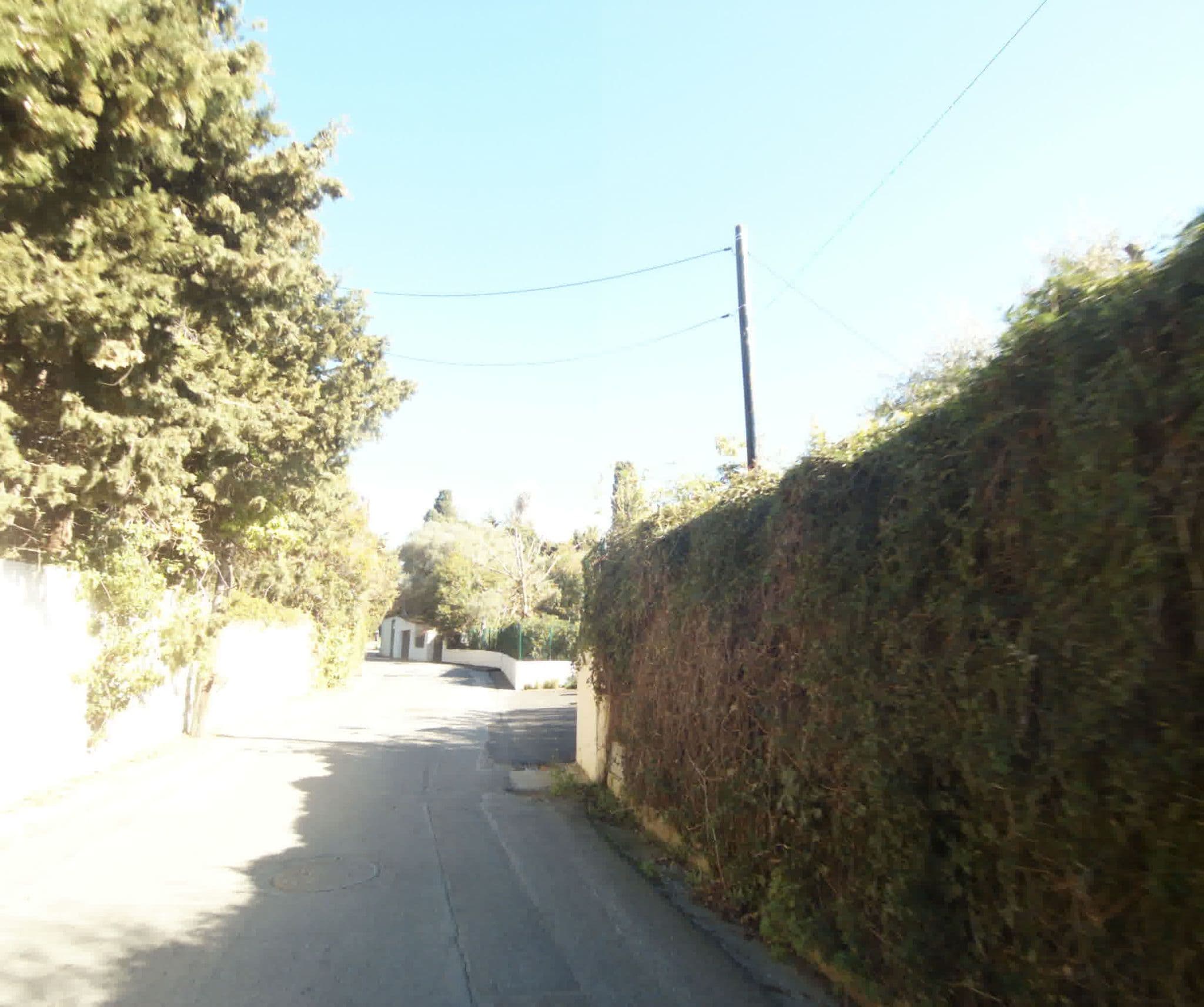 Street view near Le Ponant Sci, Juan-les-Pins — © sogefi (CC BY-SA · Mapillary)