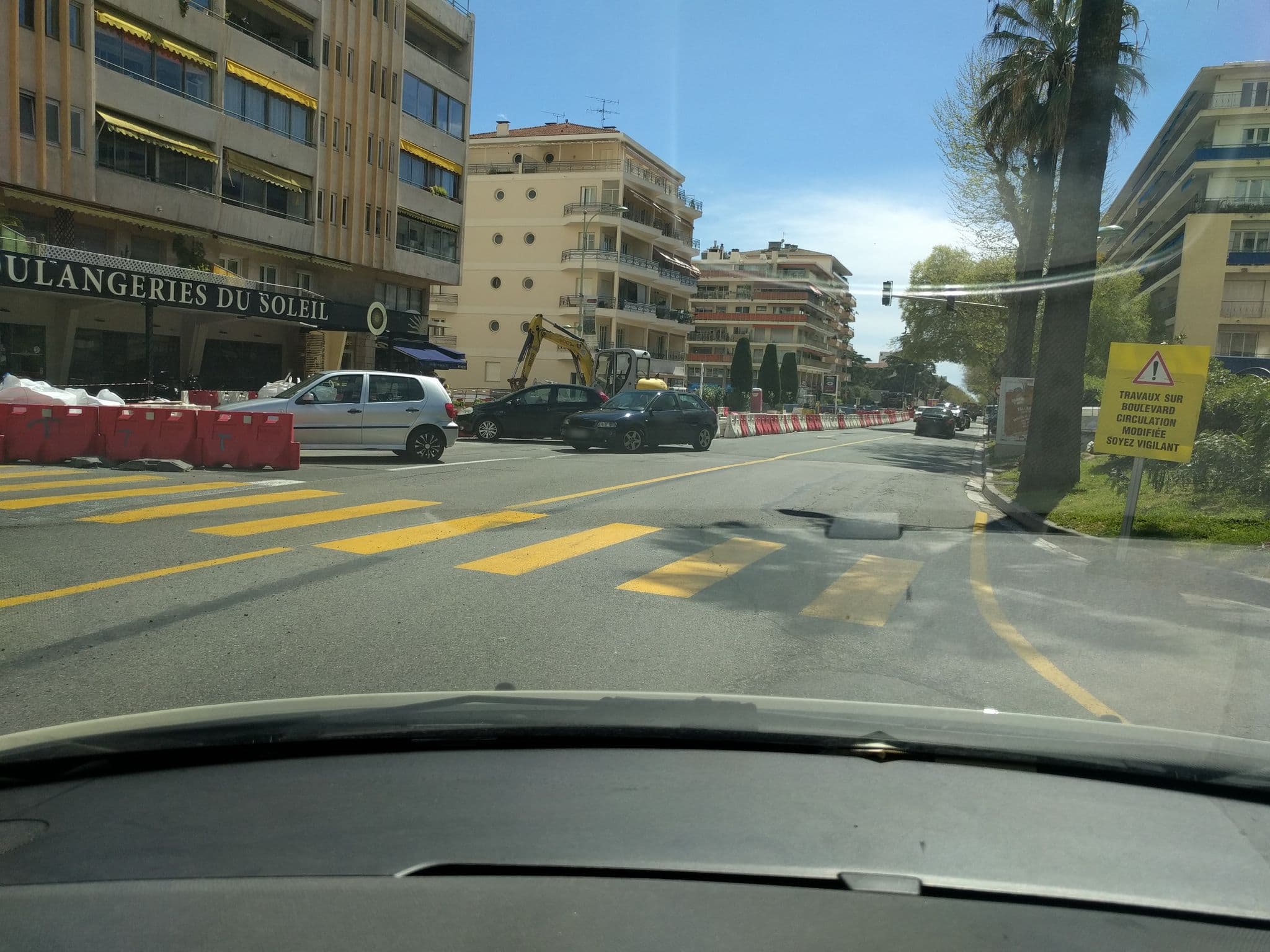 Street view near ibis Styles Cannes Le Cannet, Le Cannet — © baptistemm (CC BY-SA · Mapillary)